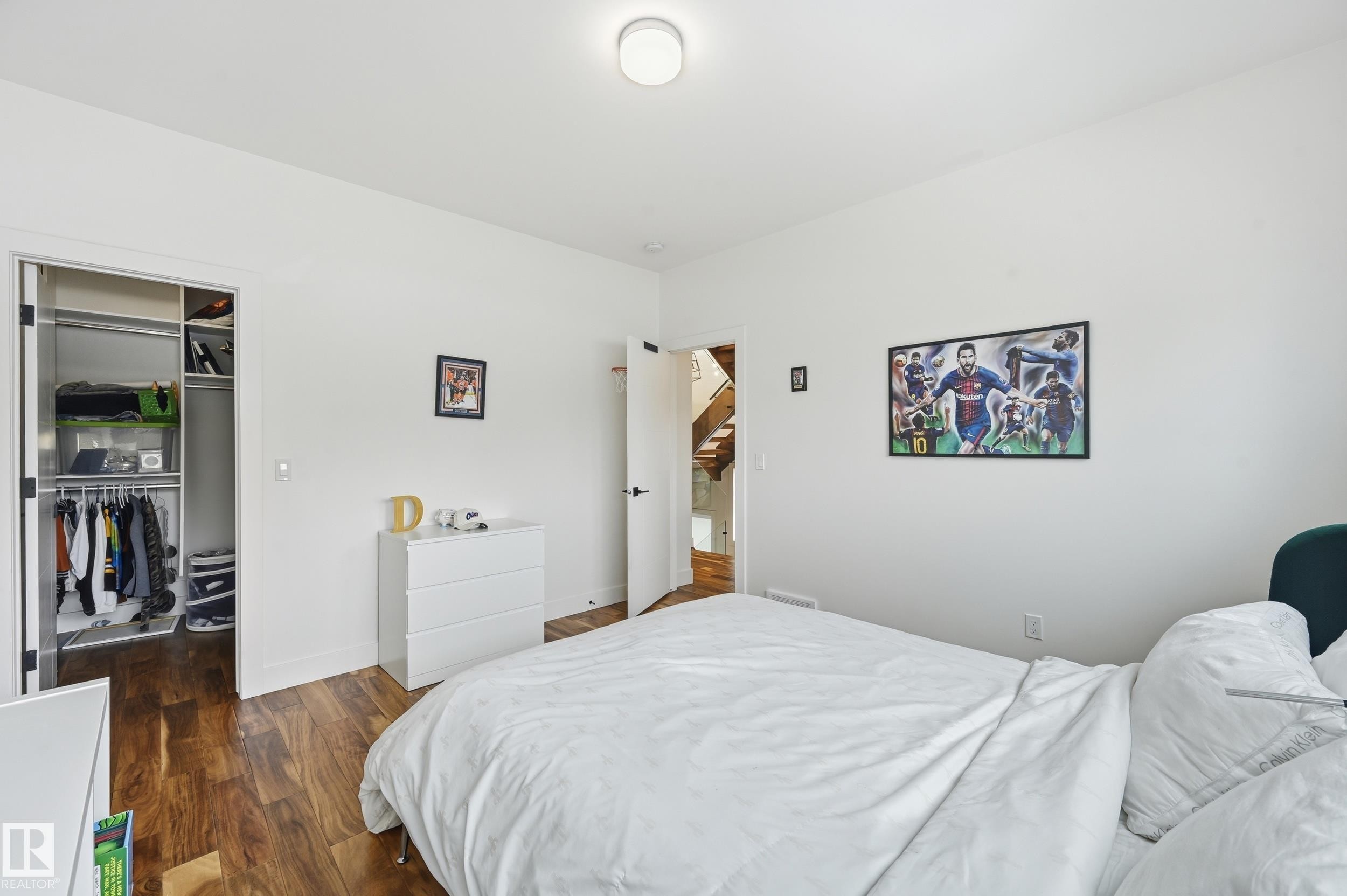 44B Valleyview Crescent Nw, Edmonton, AB
