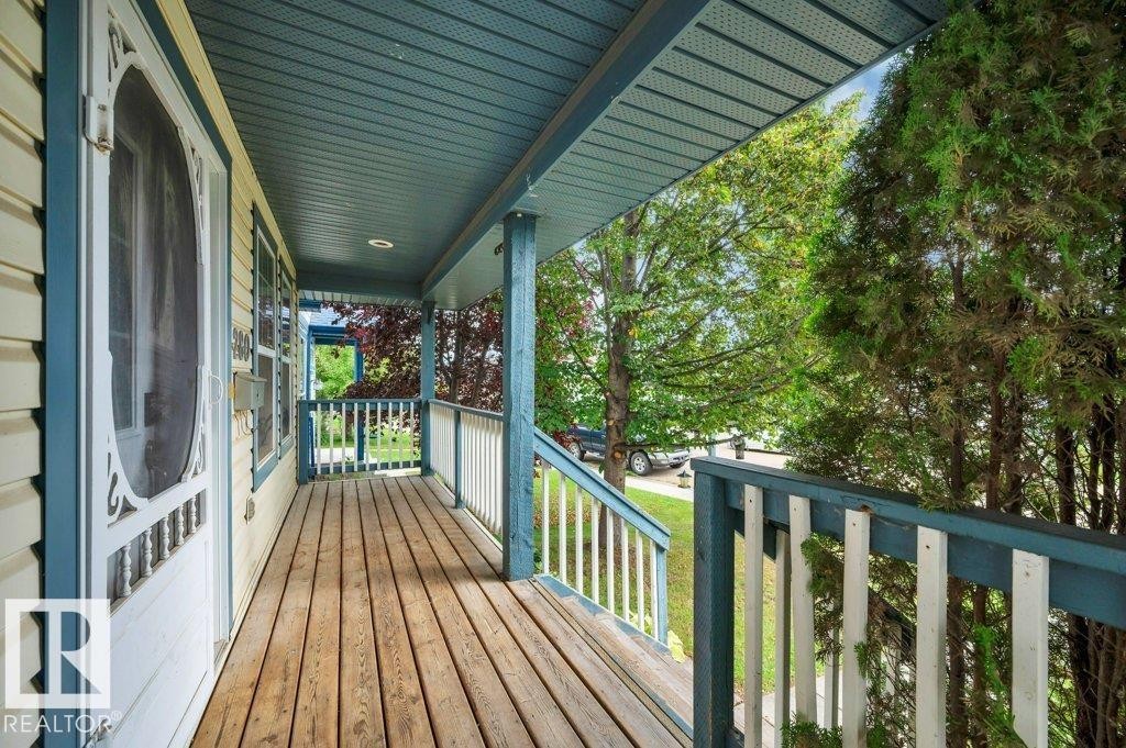 280 Birchwood Drive, Devon, AB