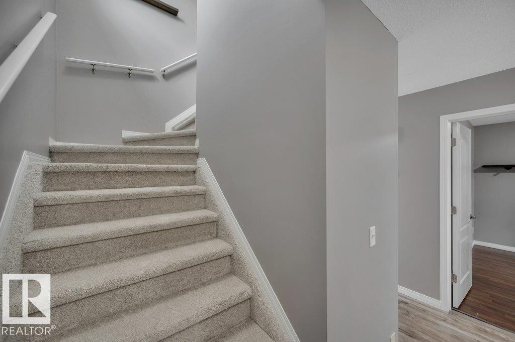 280 Birchwood Drive, Devon, AB