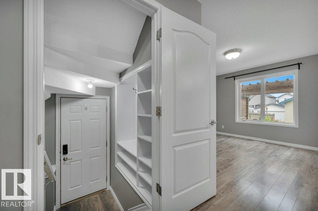 280 Birchwood Drive, Devon, AB