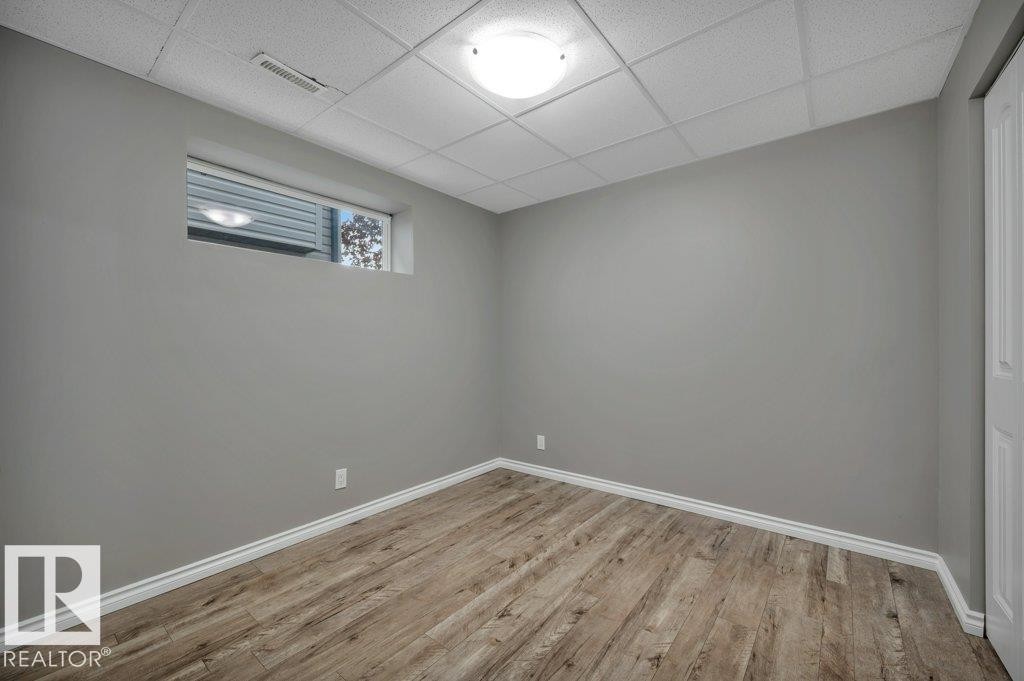280 Birchwood Drive, Devon, AB