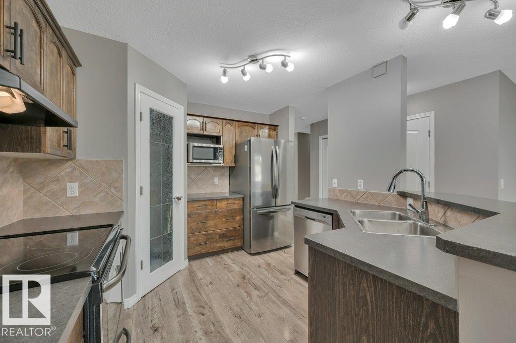 280 Birchwood Drive, Devon, AB