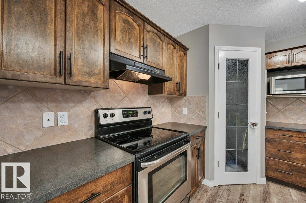 280 Birchwood Drive, Devon, AB
