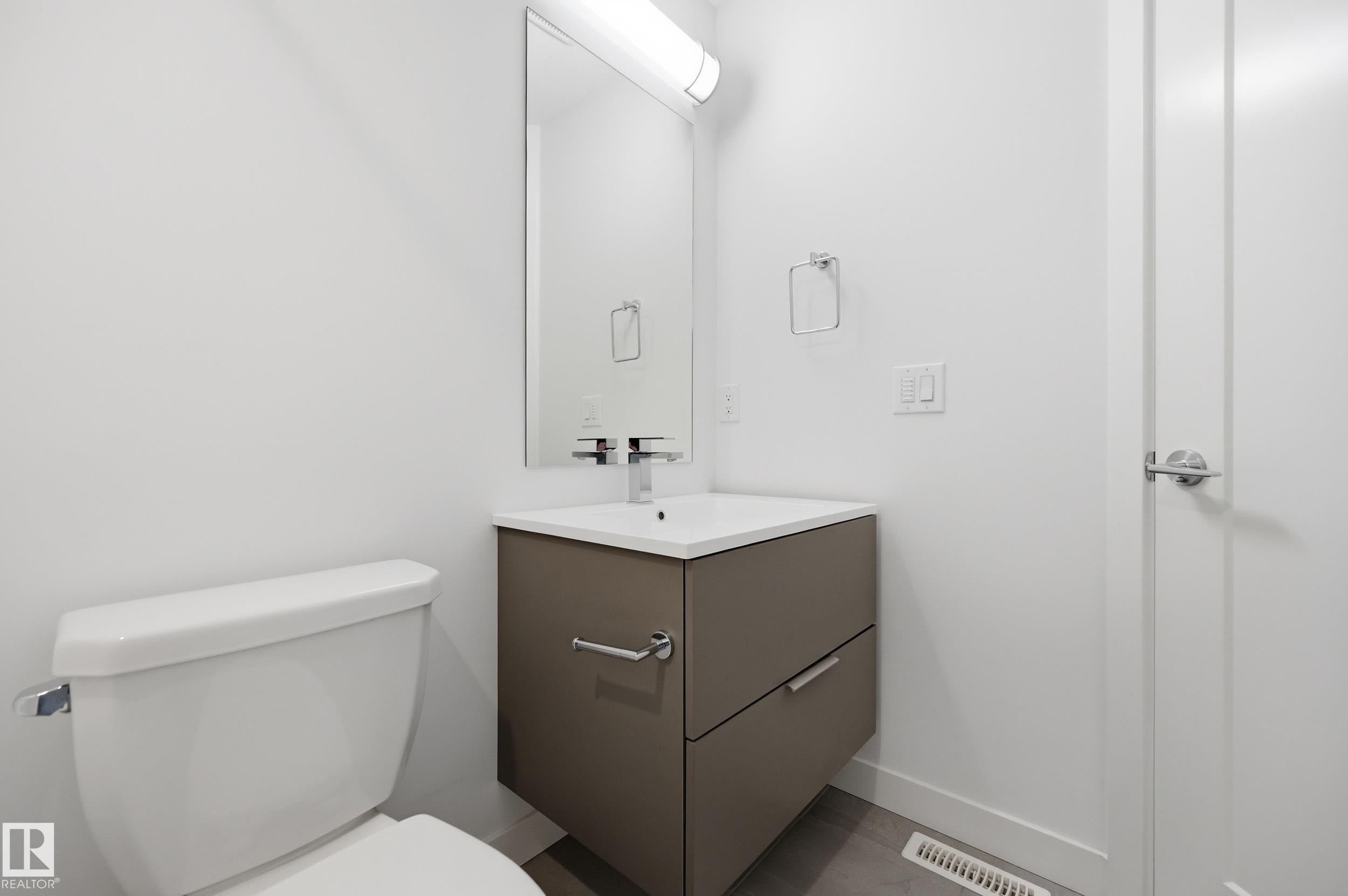 #5 100 Jensen Lakes Bv, St. Albert, AB