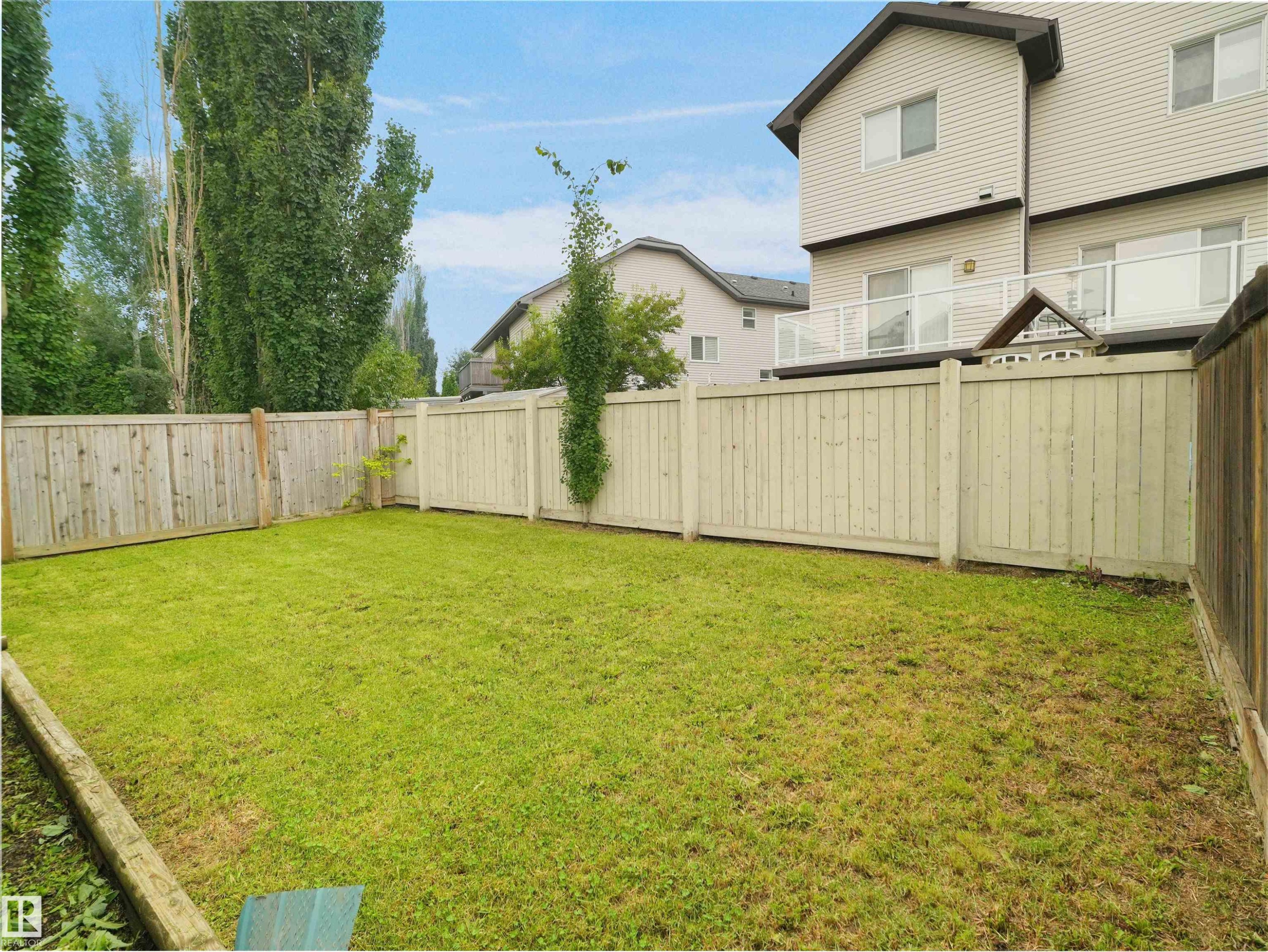 1932 67 Street Sw, Edmonton, AB