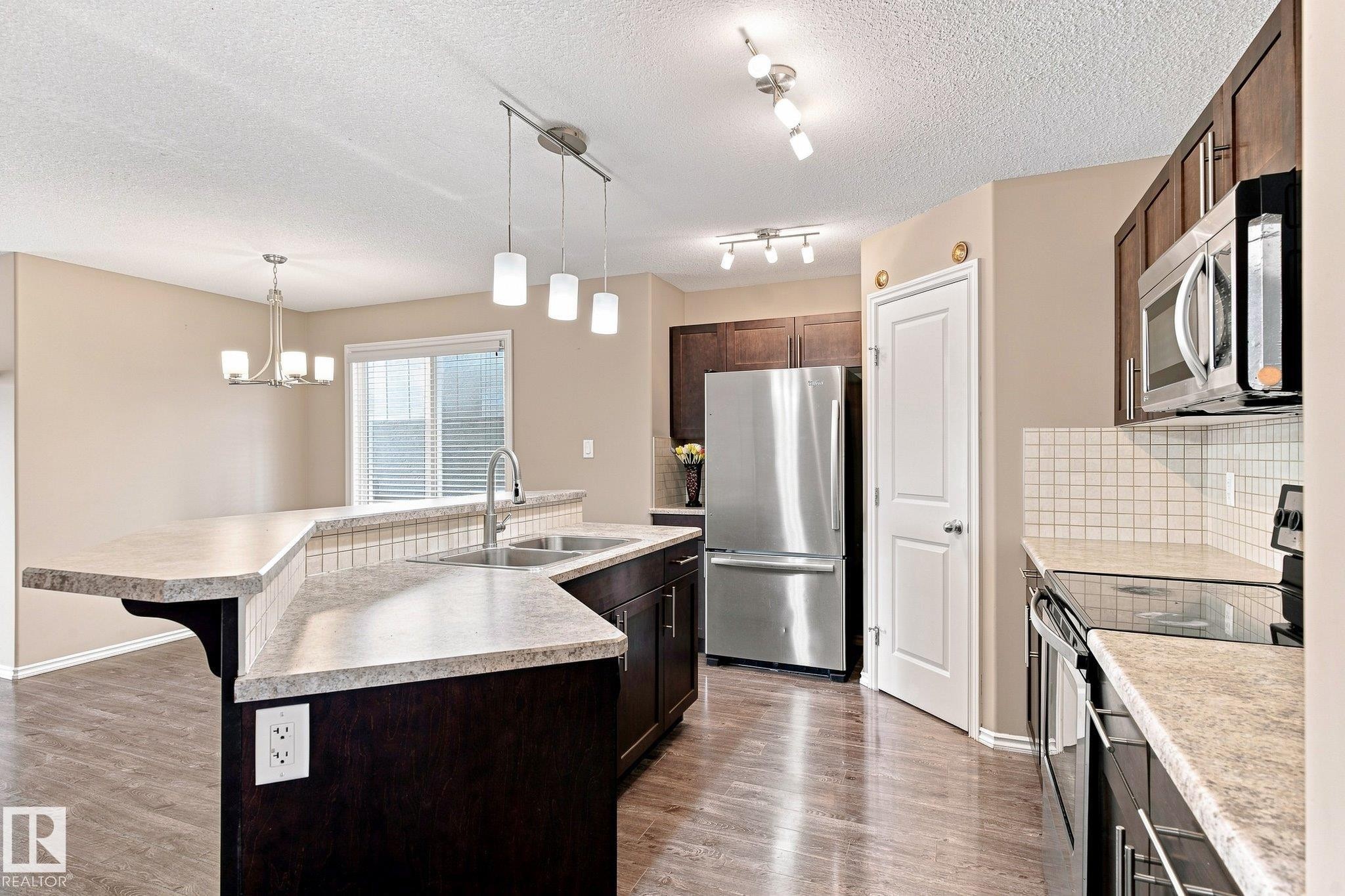 18080 89 Street Nw, Edmonton, AB