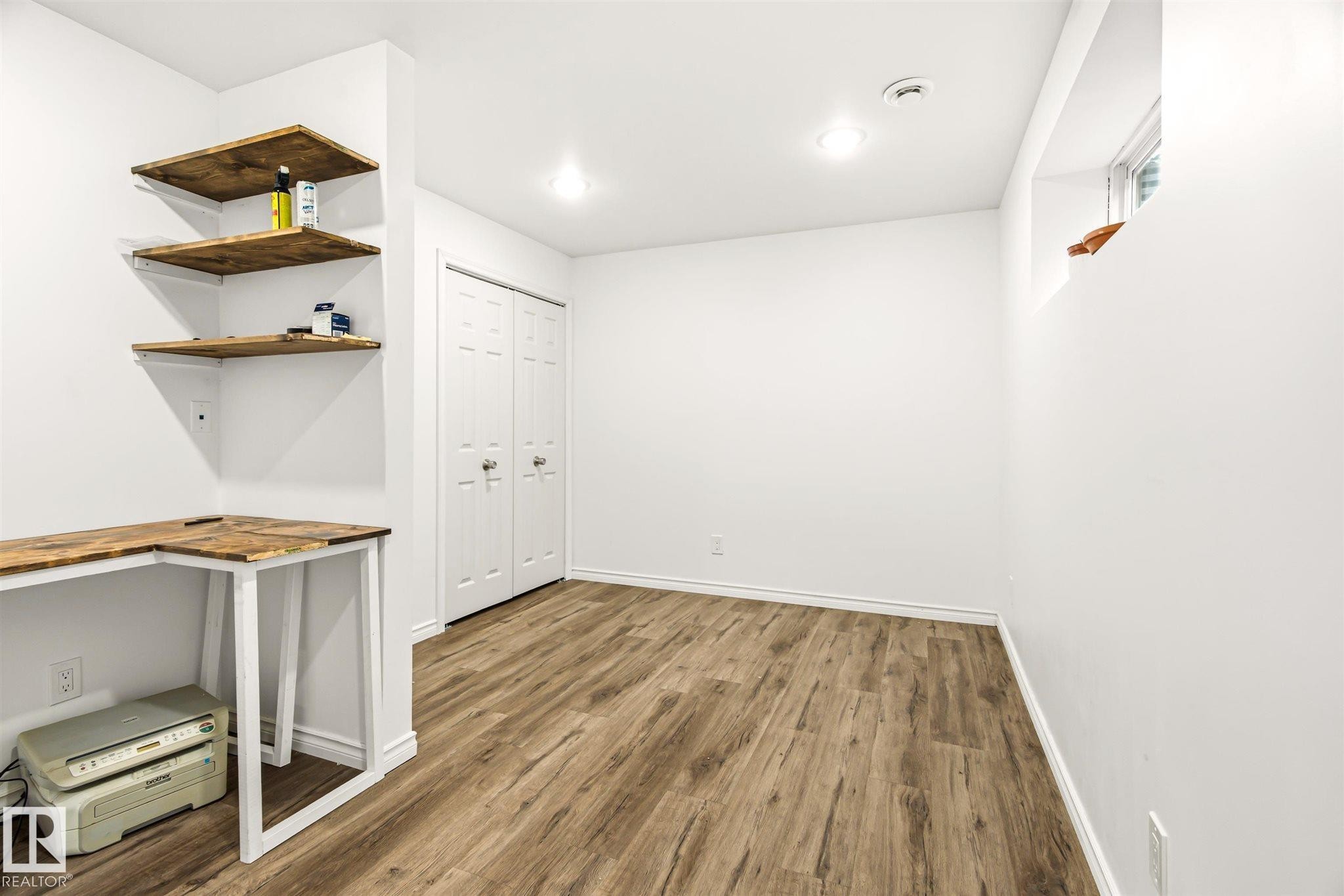 18080 89 Street Nw, Edmonton, AB