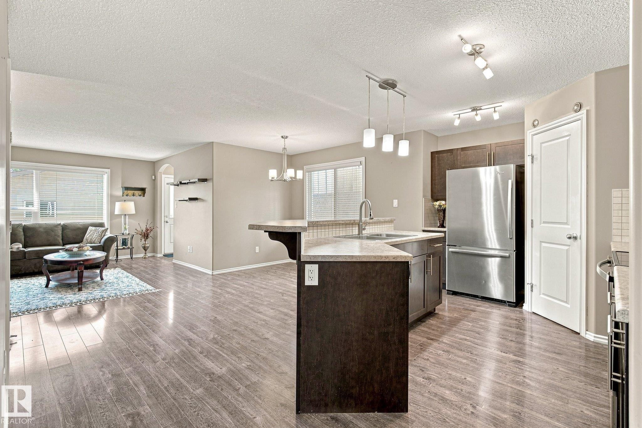 18080 89 Street Nw, Edmonton, AB