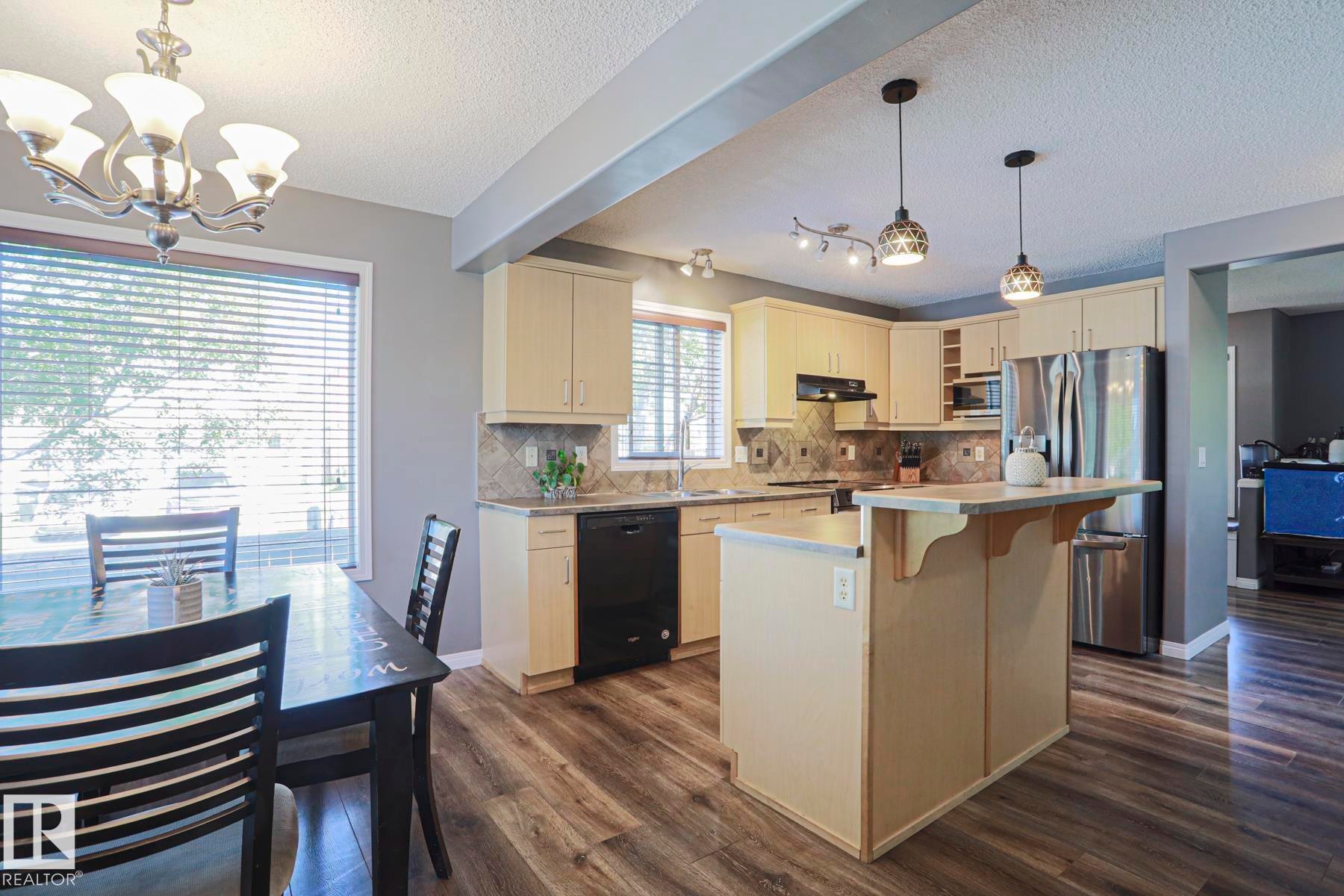 17468 89 Street Nw, Edmonton, AB