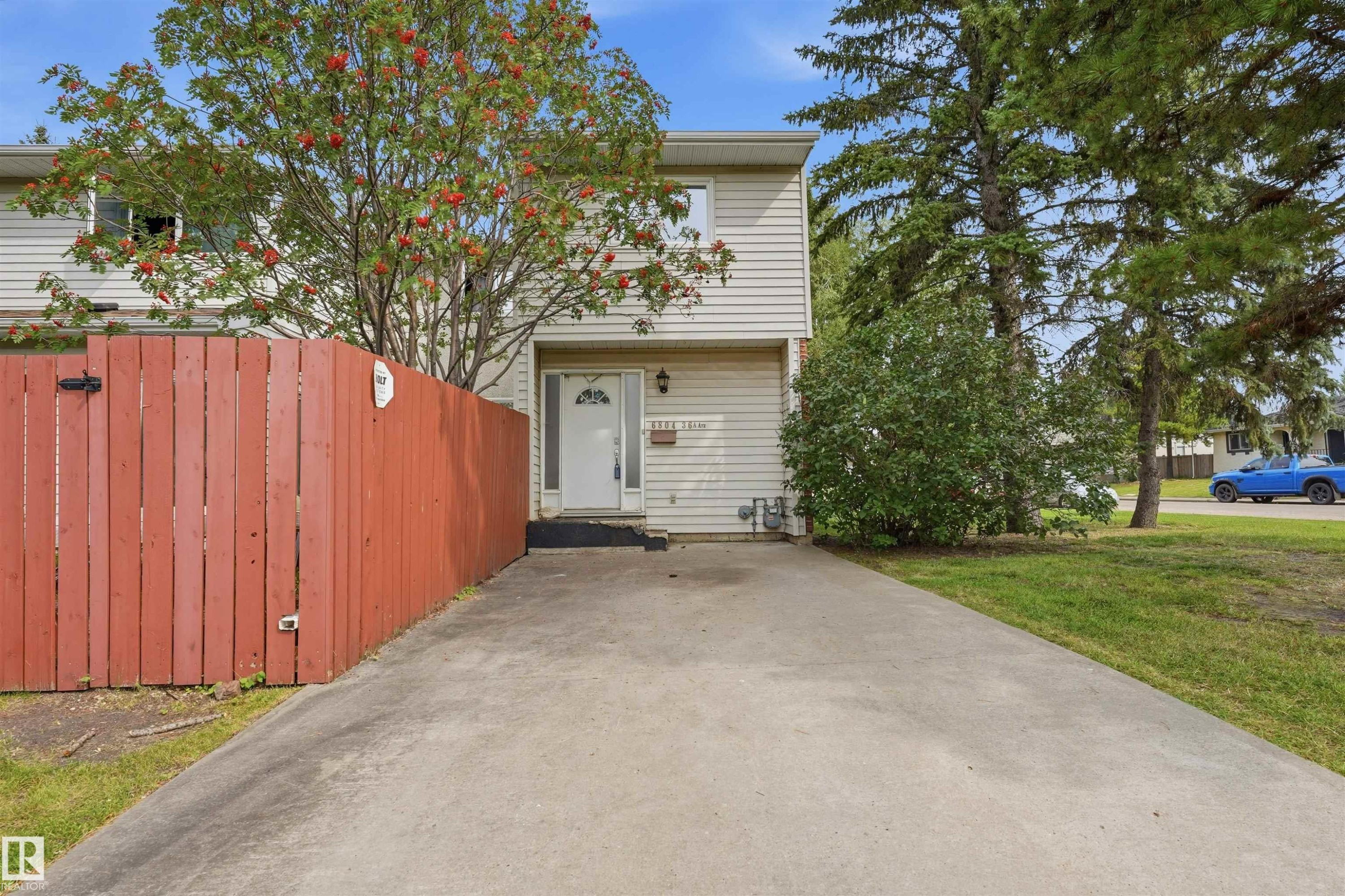 6804 36A Avenue Nw, Edmonton, AB