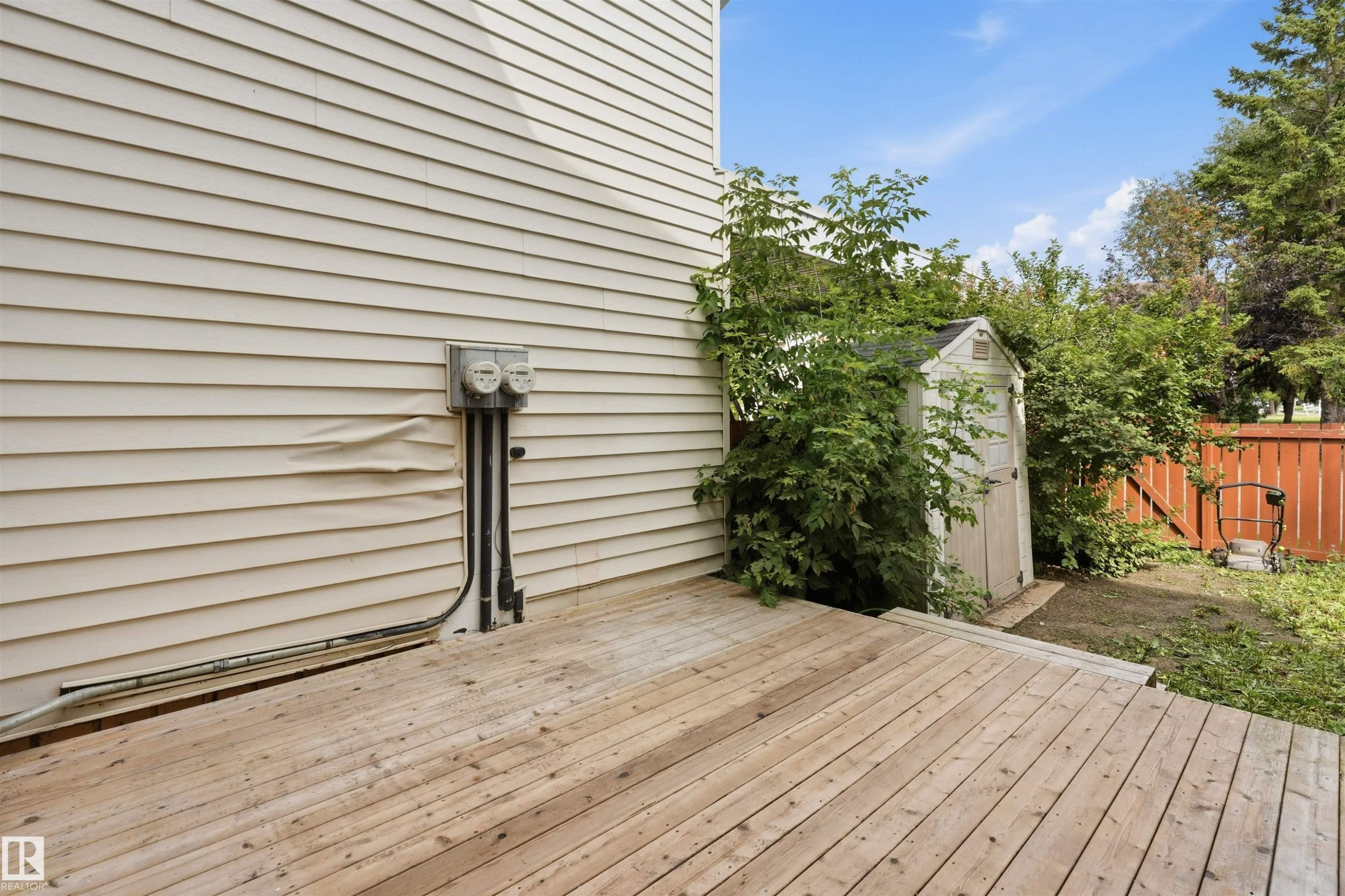 6804 36A Avenue Nw, Edmonton, AB