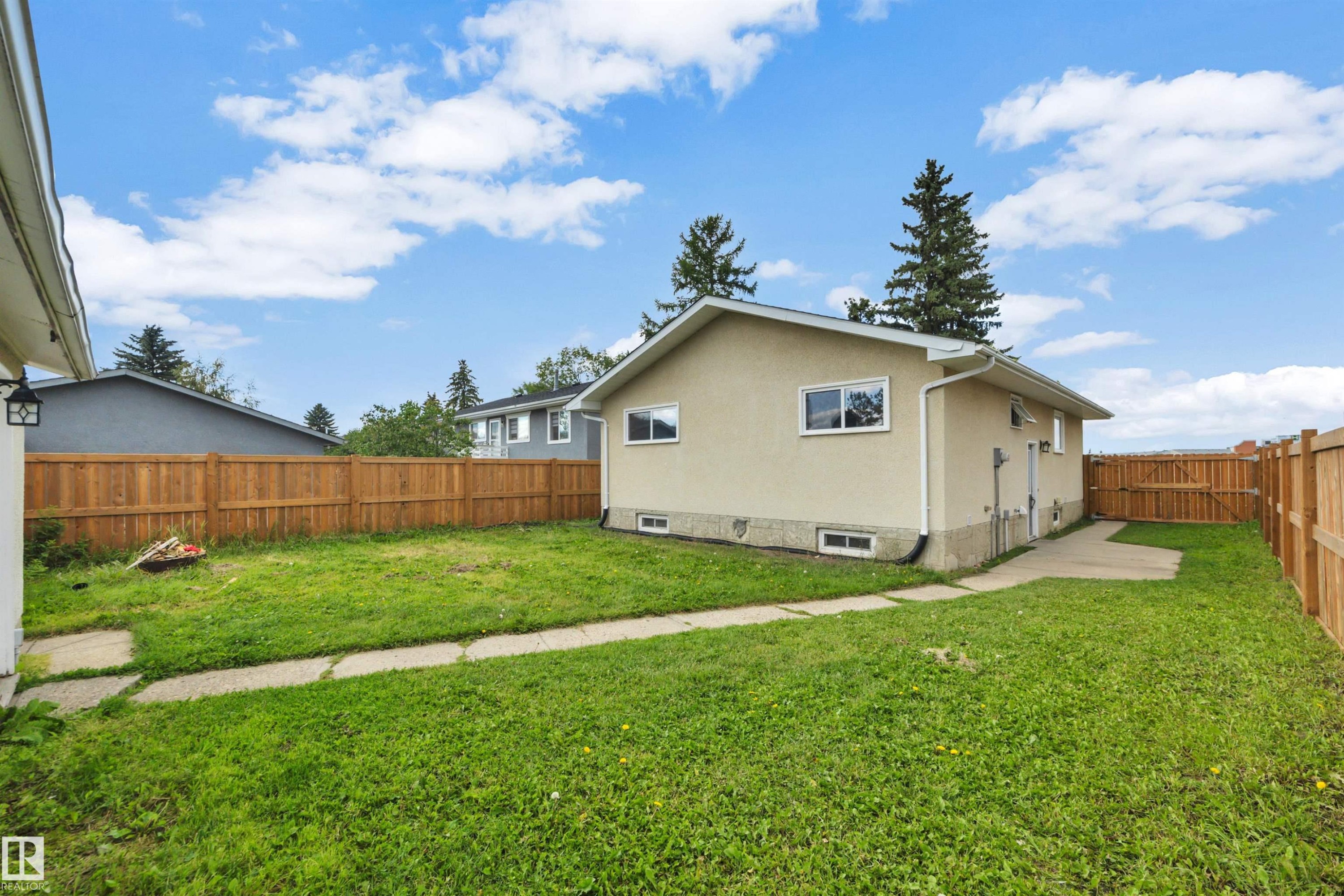 148 Corinthia Drive, Leduc, AB