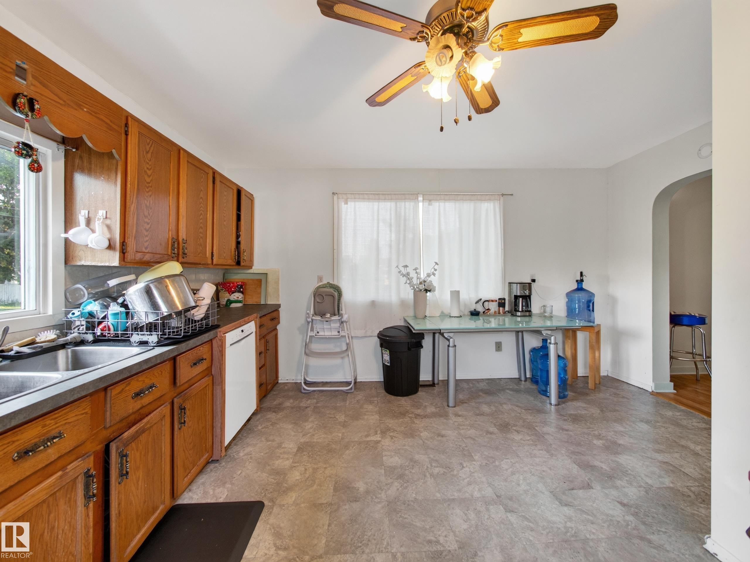 12403 92 Street Nw, Edmonton, AB
