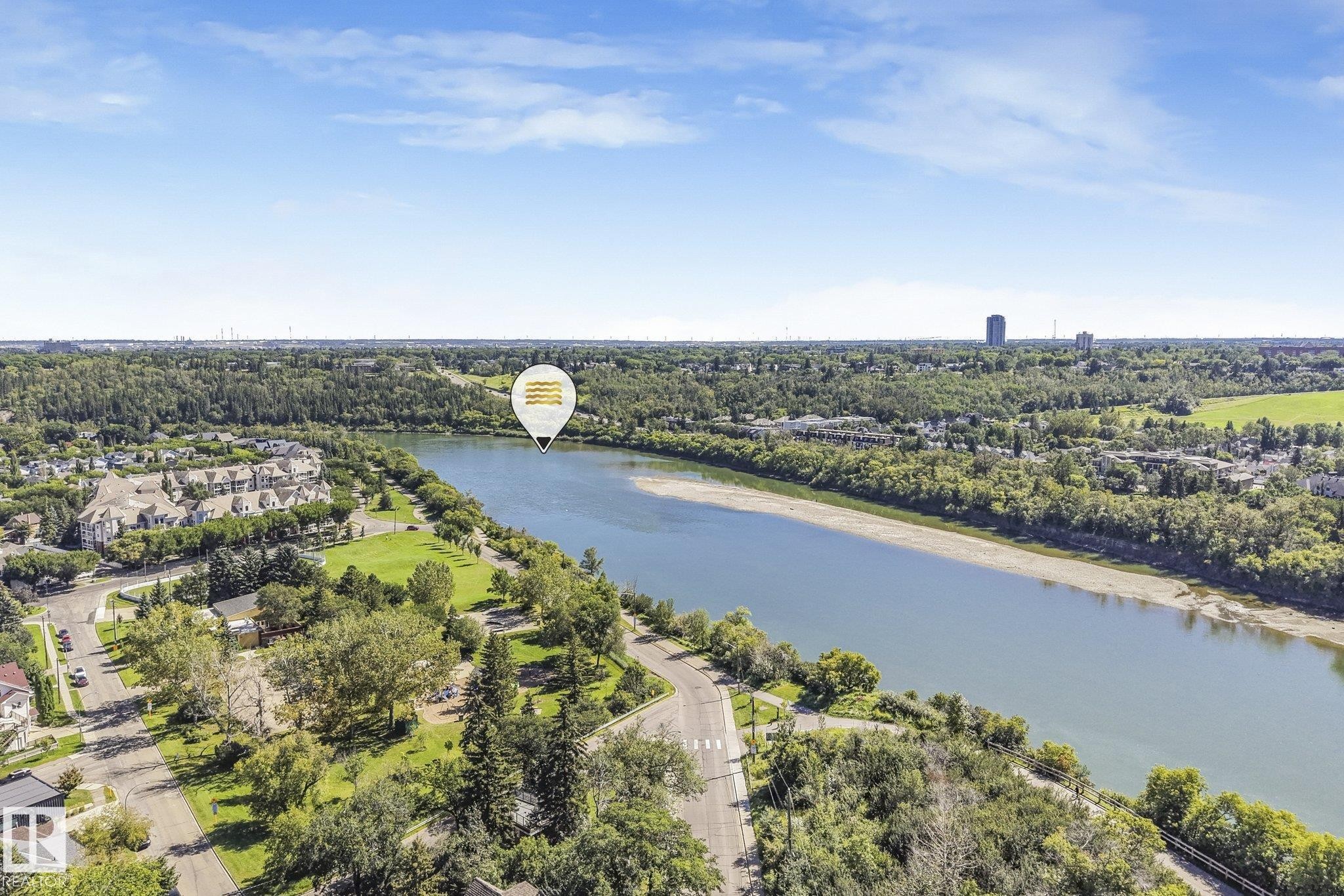 9404 100A Avenue Nw, Edmonton, AB