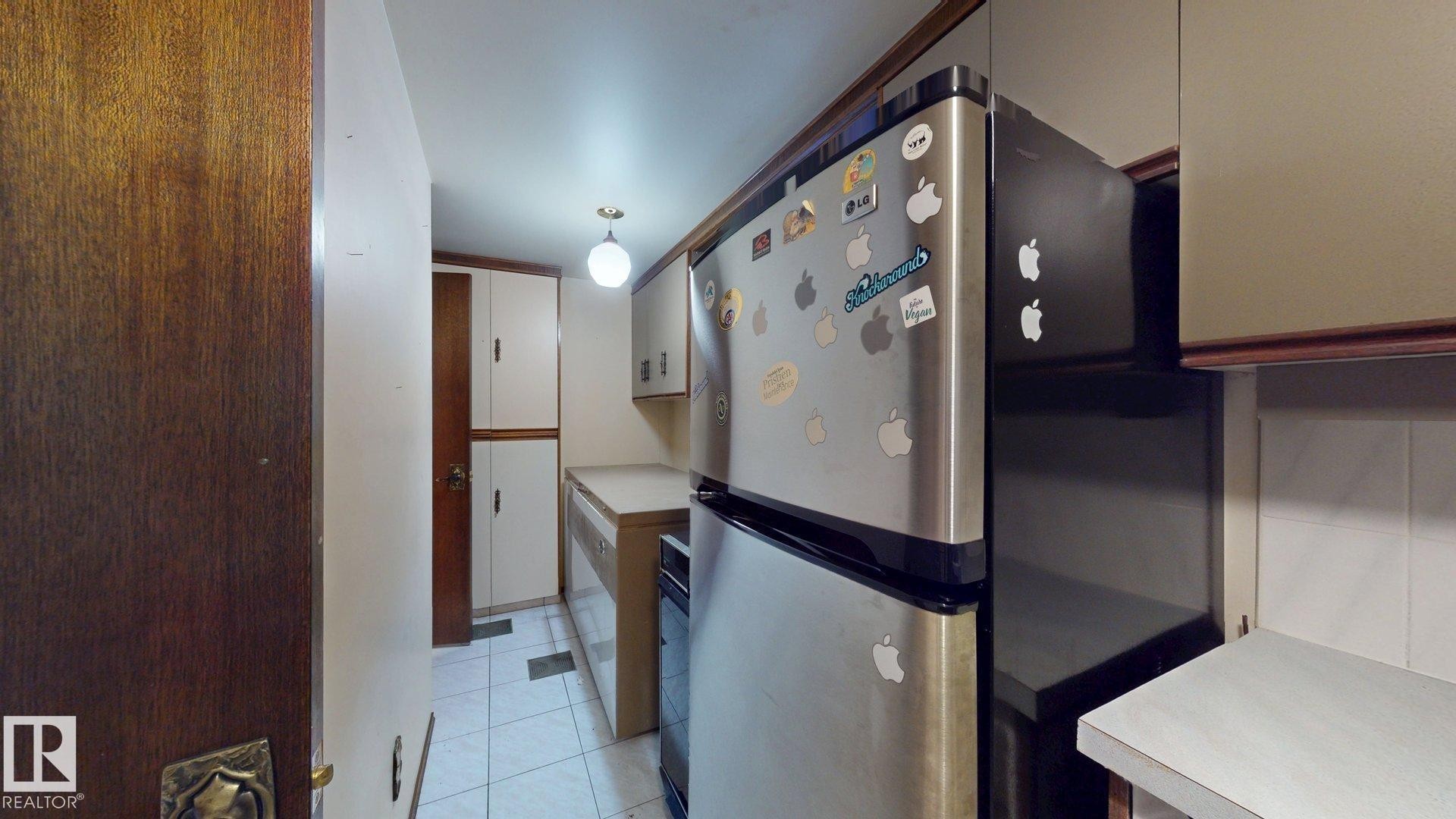 15103 92 Street Nw, Edmonton, AB