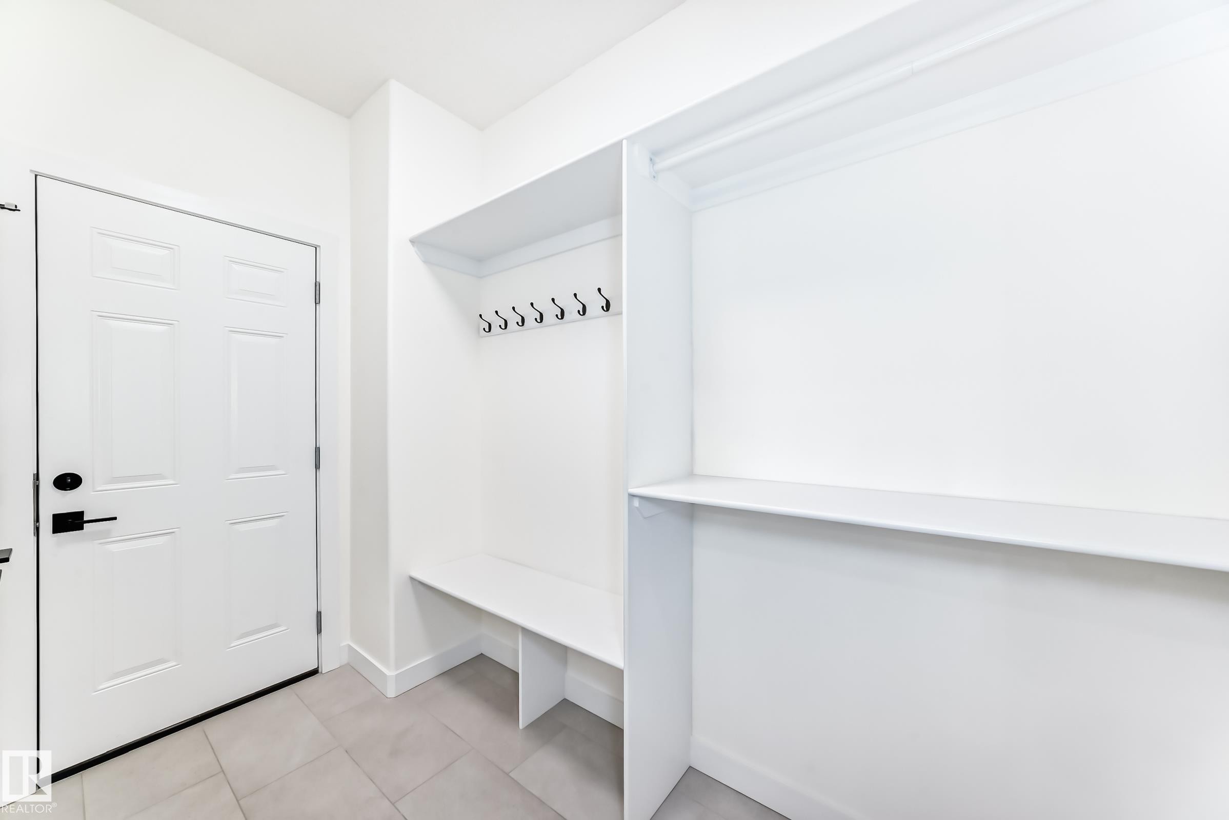 10721 70 Avenue Nw, Edmonton, AB - Indoor Photo Showing Other Room