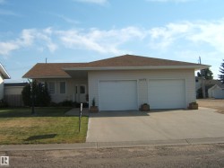 4825 59 Avenue  Vegreville, AB T9C 1X3