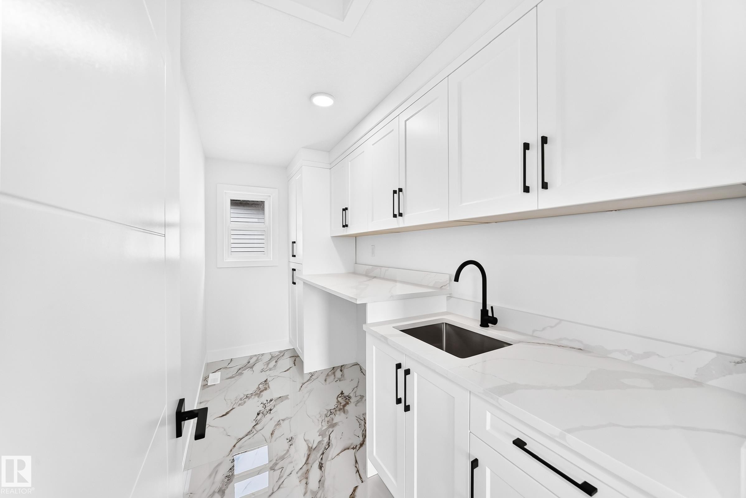 753 Astoria Way, Devon, AB