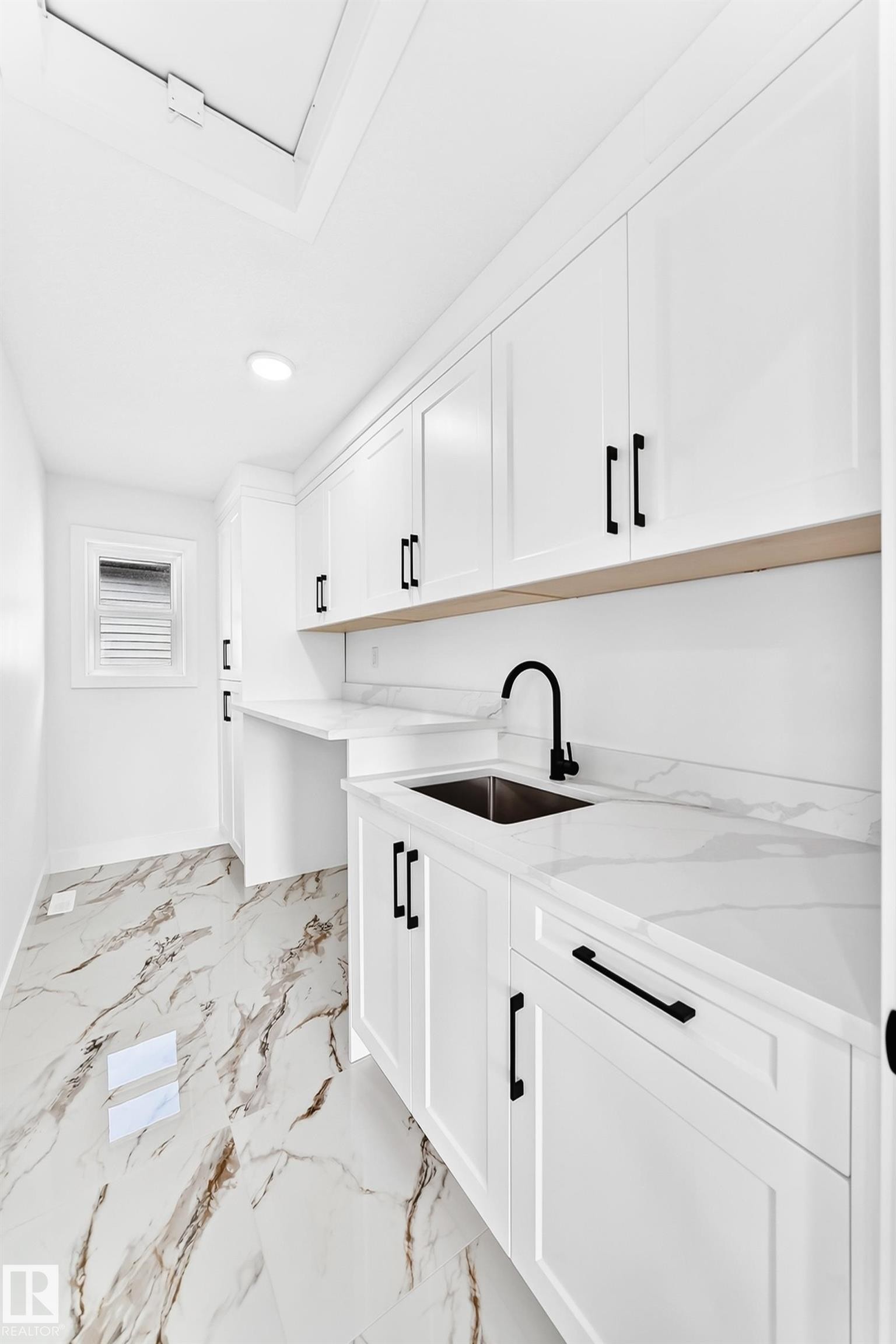 753 Astoria Way, Devon, AB