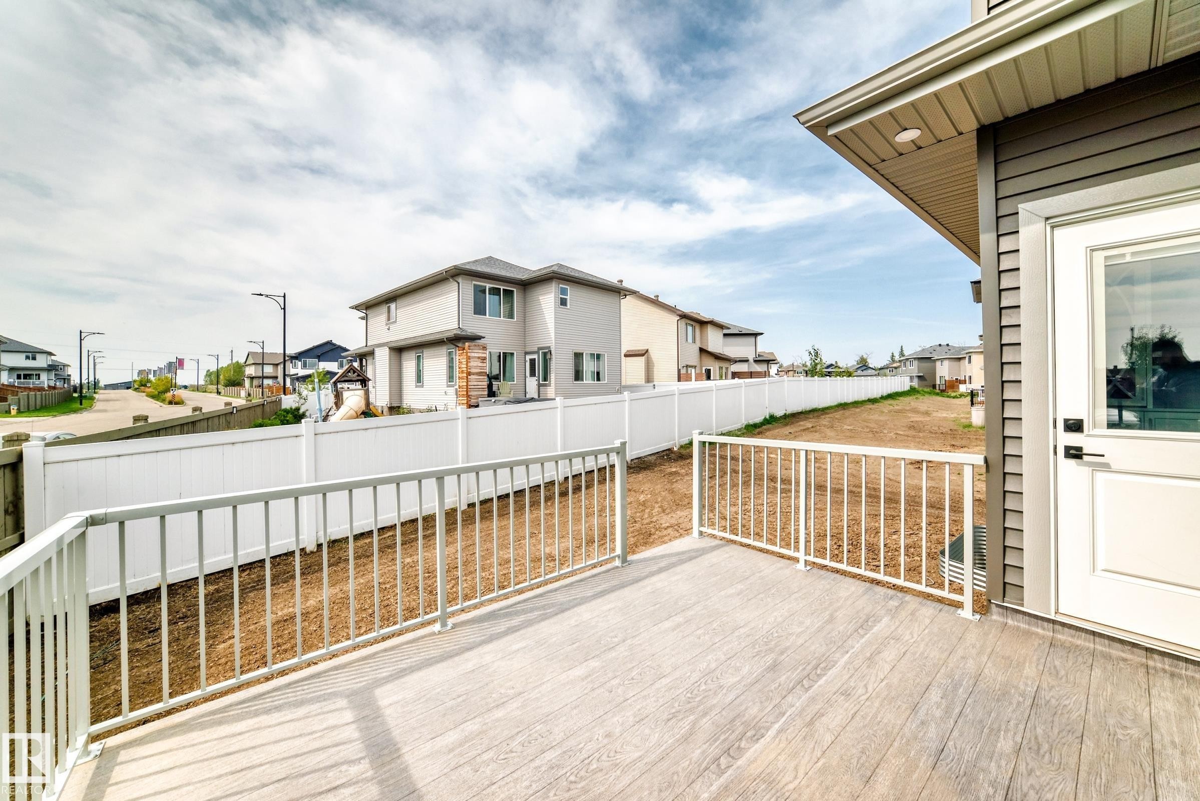 753 Astoria Way, Devon, AB