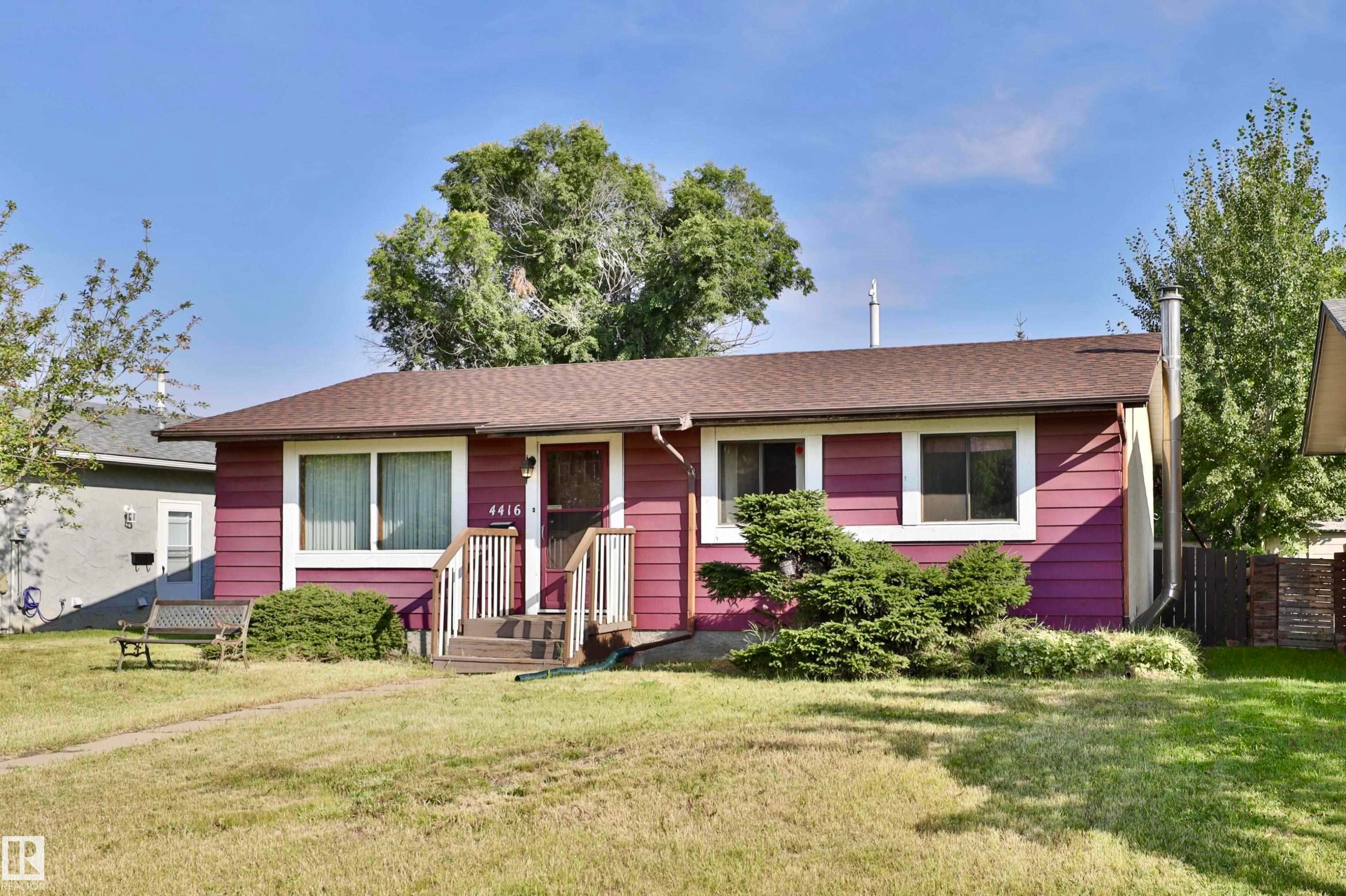 4416 56 Avenue, Wetaskiwin, AB