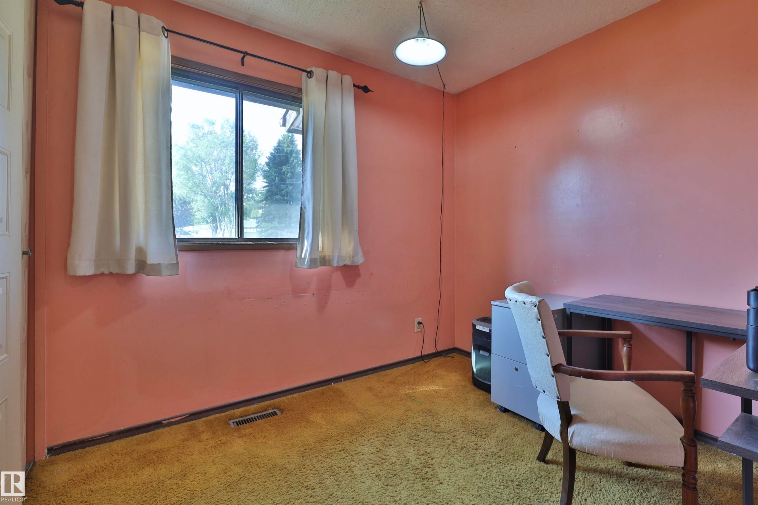 4416 56 Avenue, Wetaskiwin, AB