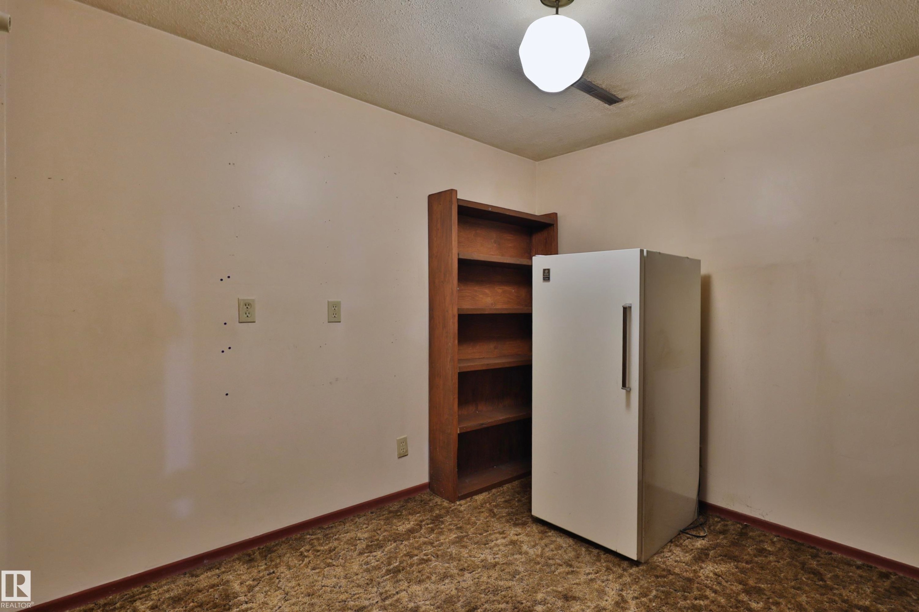 4416 56 Avenue, Wetaskiwin, AB