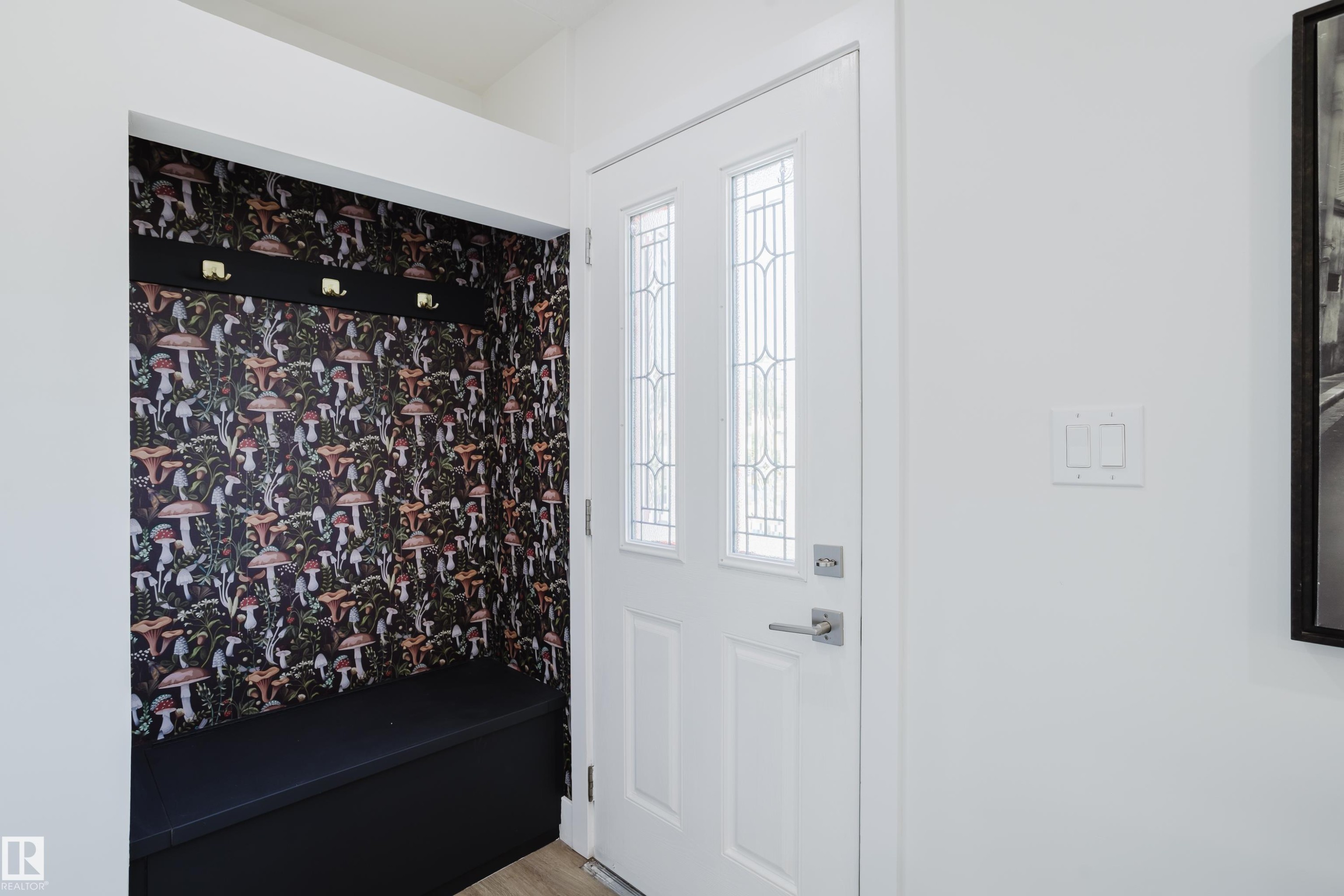 11455 111A Avenue Nw, Edmonton, AB - Indoor Photo Showing Other Room