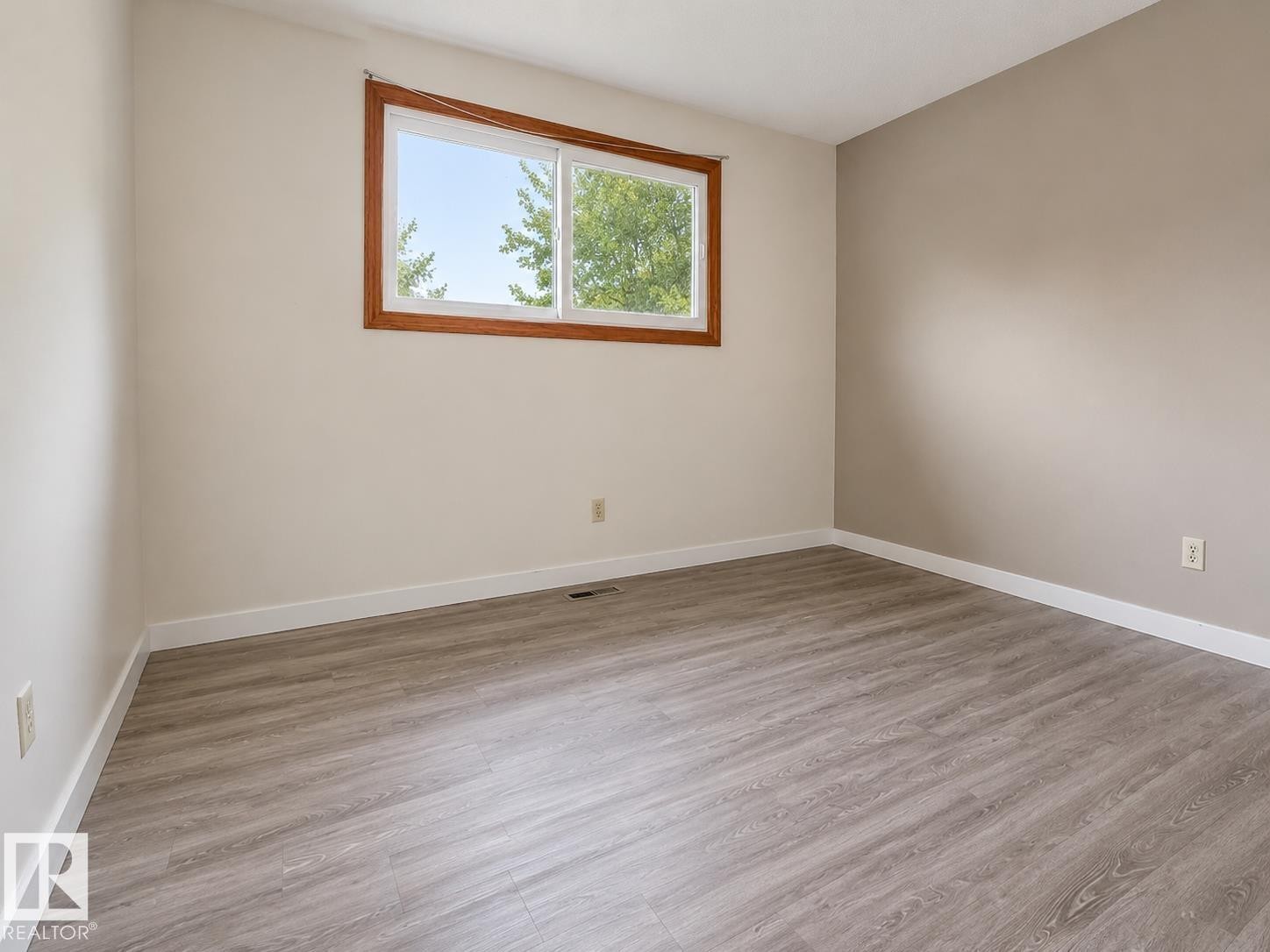 13110 31 Street Nw, Edmonton, AB