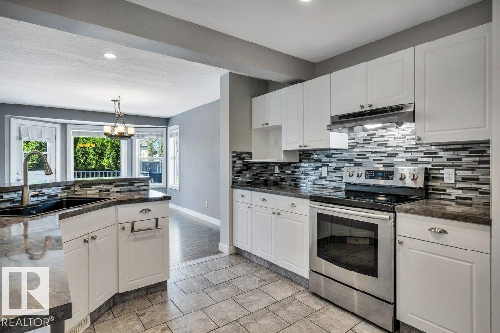 19 Leyland, Spruce Grove, AB