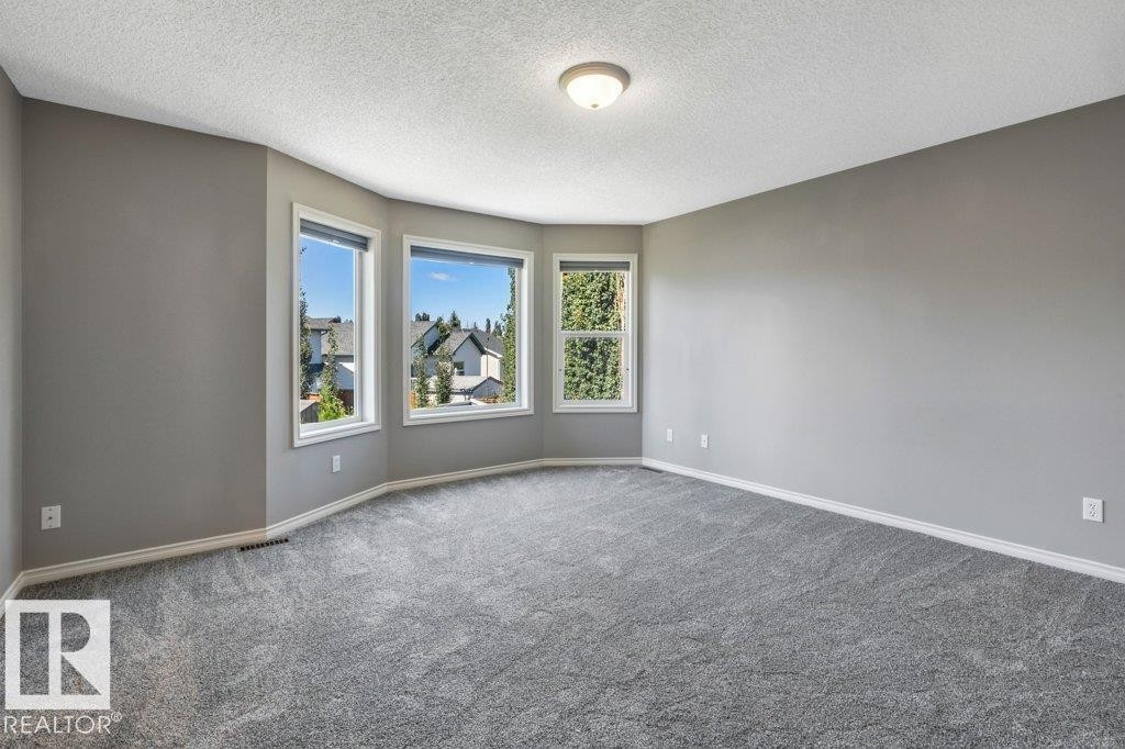 19 Leyland, Spruce Grove, AB