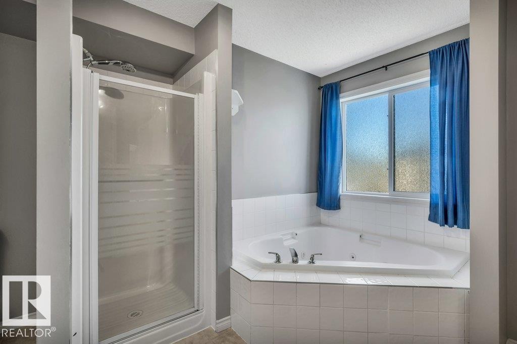 19 Leyland, Spruce Grove, AB