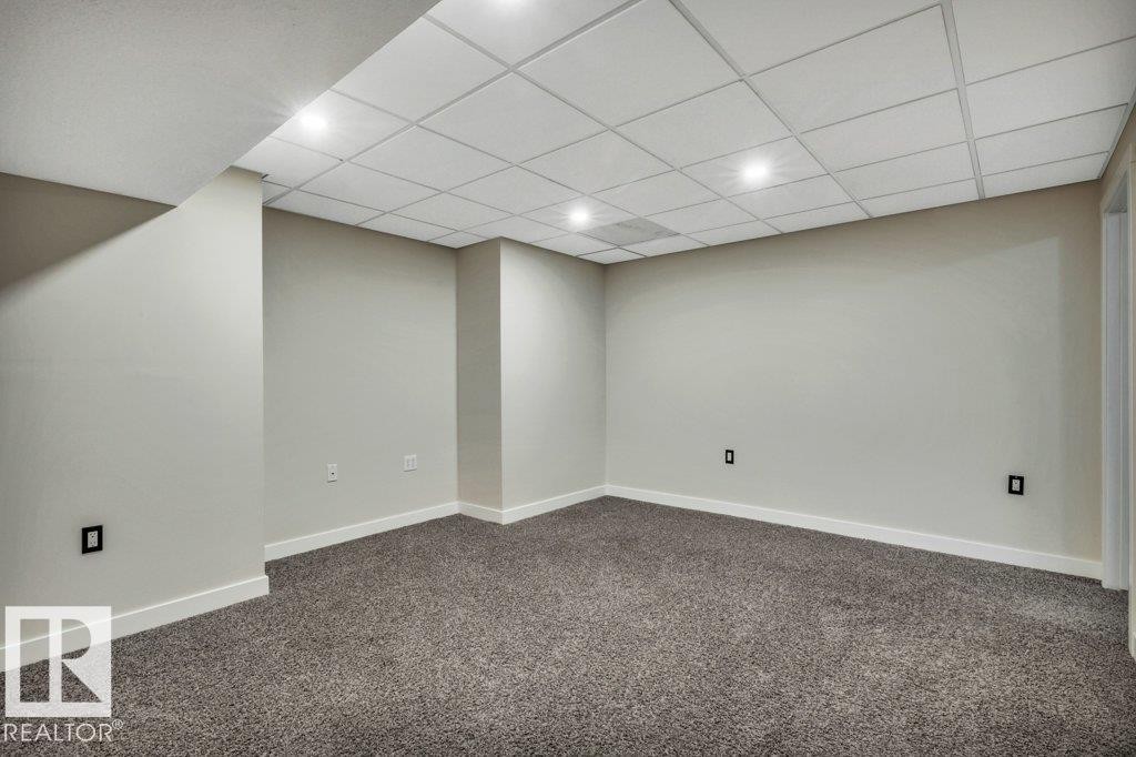 19 Leyland, Spruce Grove, AB
