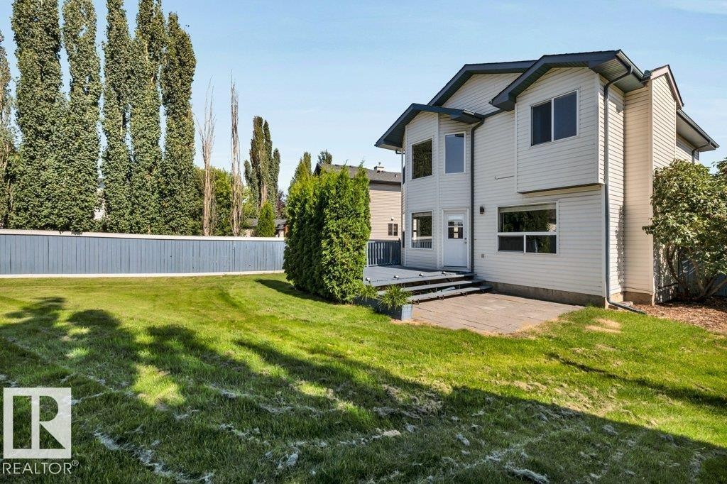 19 Leyland, Spruce Grove, AB