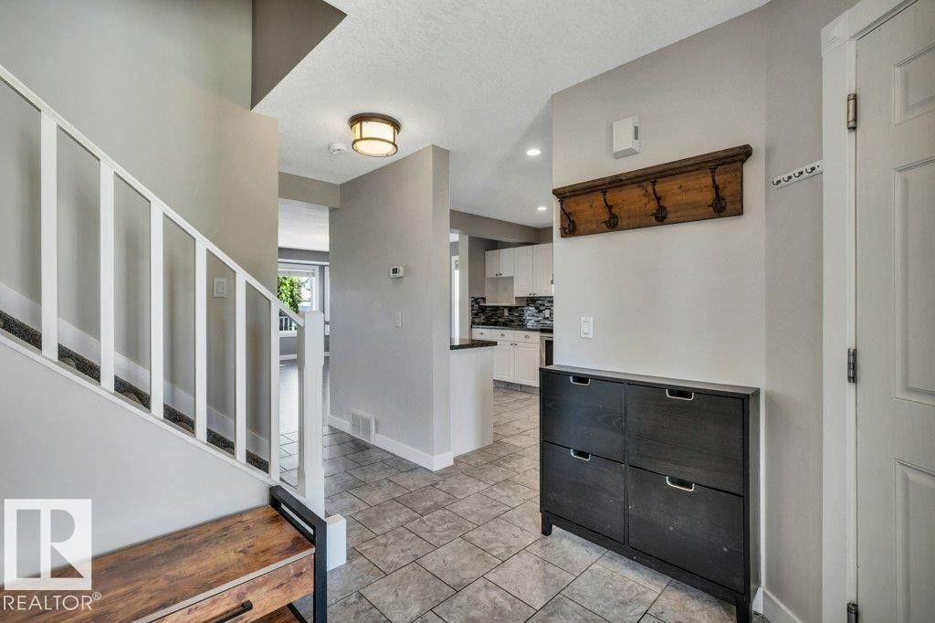19 Leyland, Spruce Grove, AB