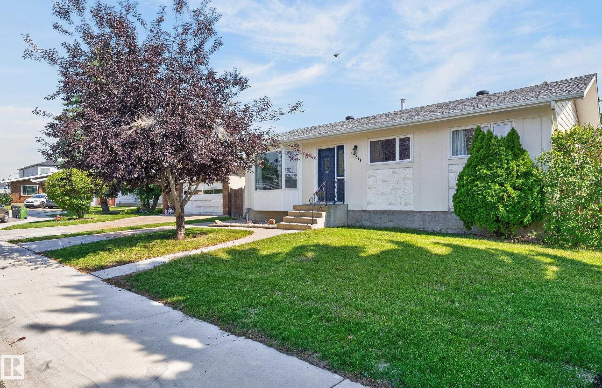 17311 101 Street Nw, Edmonton, AB