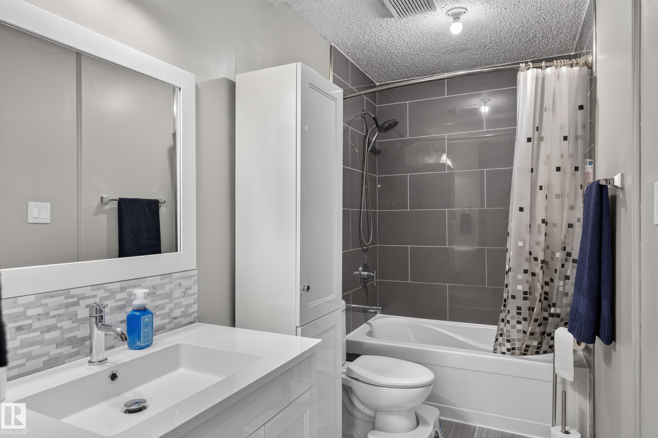 17311 101 Street Nw, Edmonton, AB