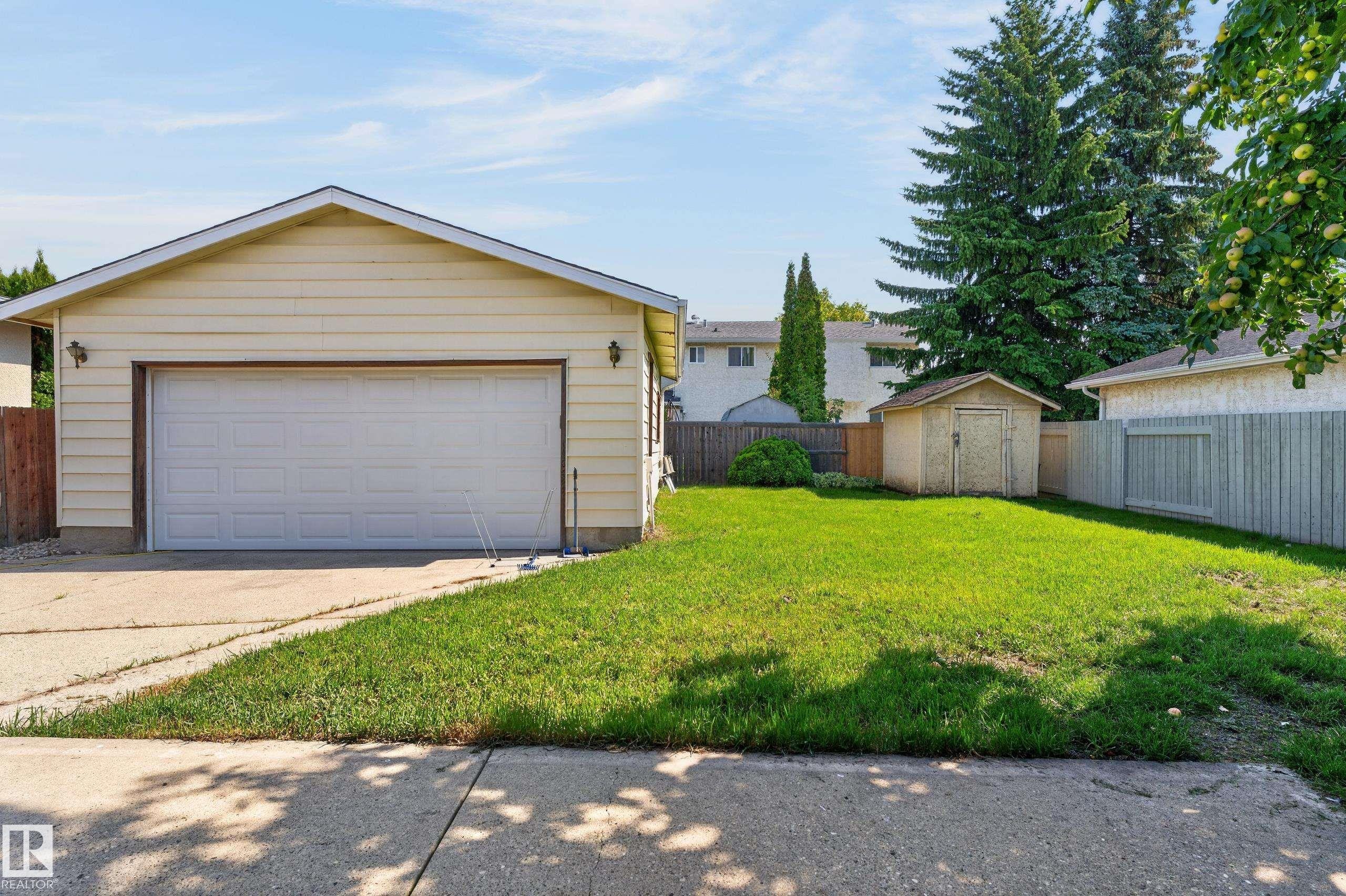17311 101 Street Nw, Edmonton, AB