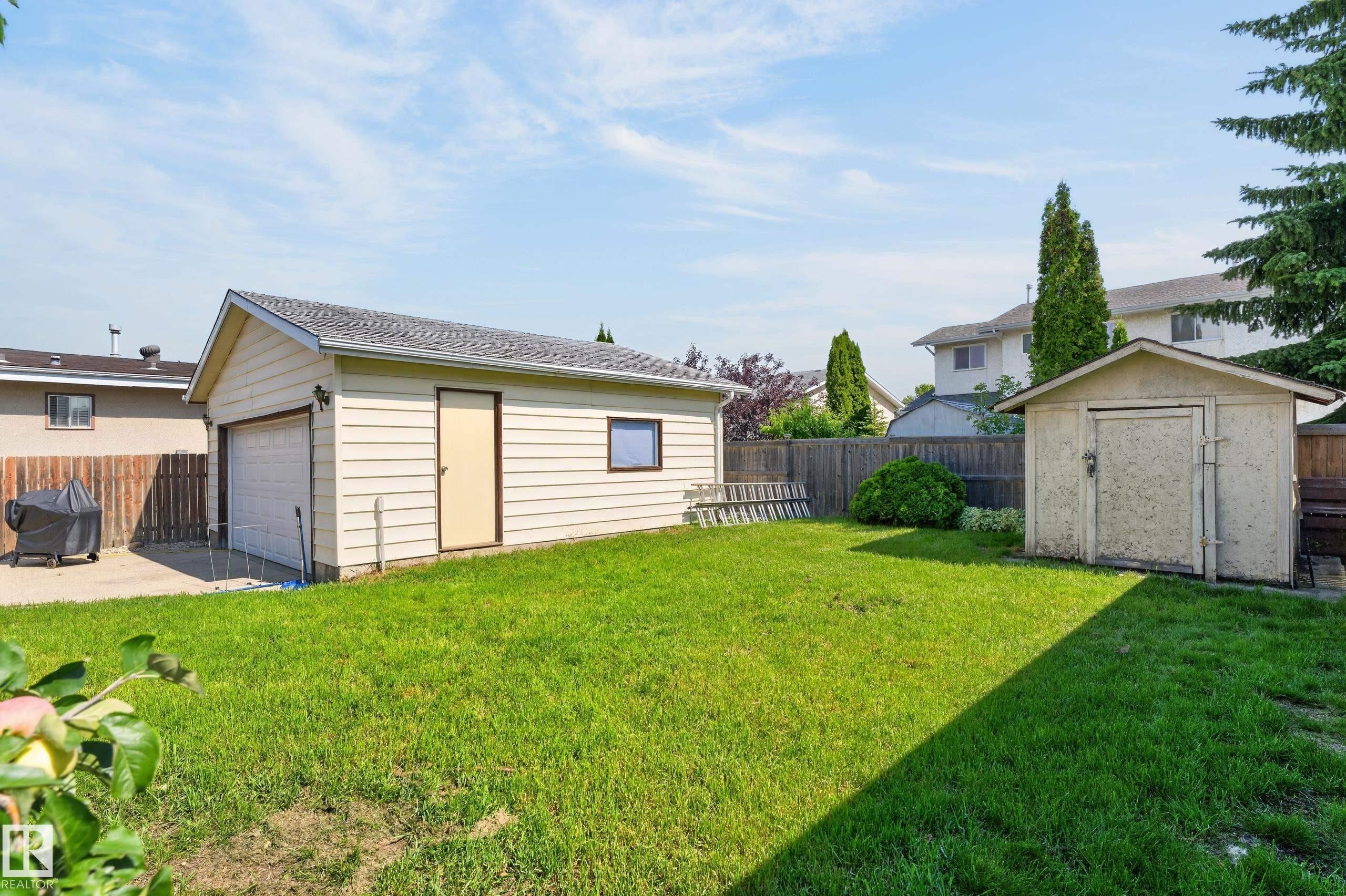 17311 101 Street Nw, Edmonton, AB