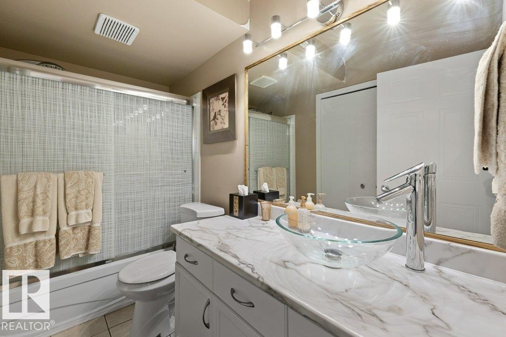 #307 3 Perron St, St. Albert, AB - Indoor Photo Showing Bathroom