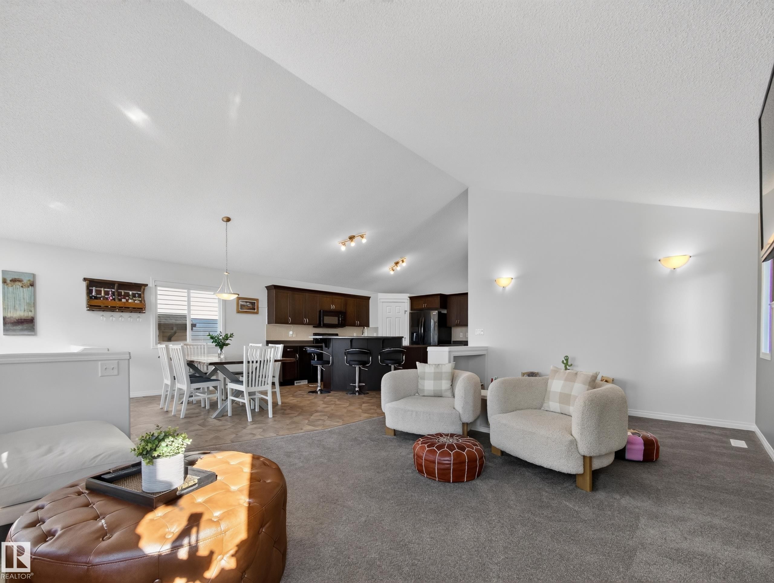 21315 58 Avenue Nw, Edmonton, AB