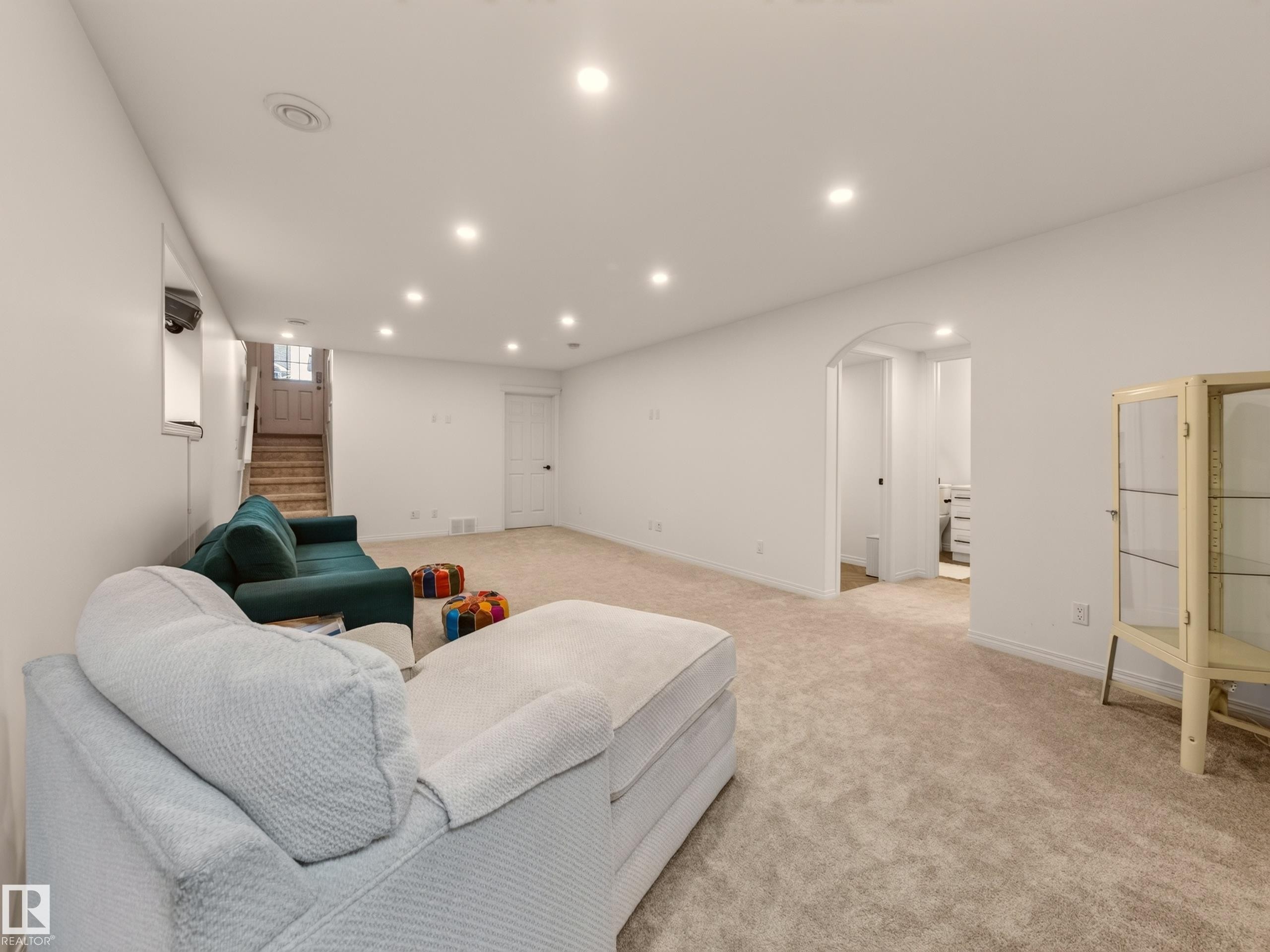 21315 58 Avenue Nw, Edmonton, AB