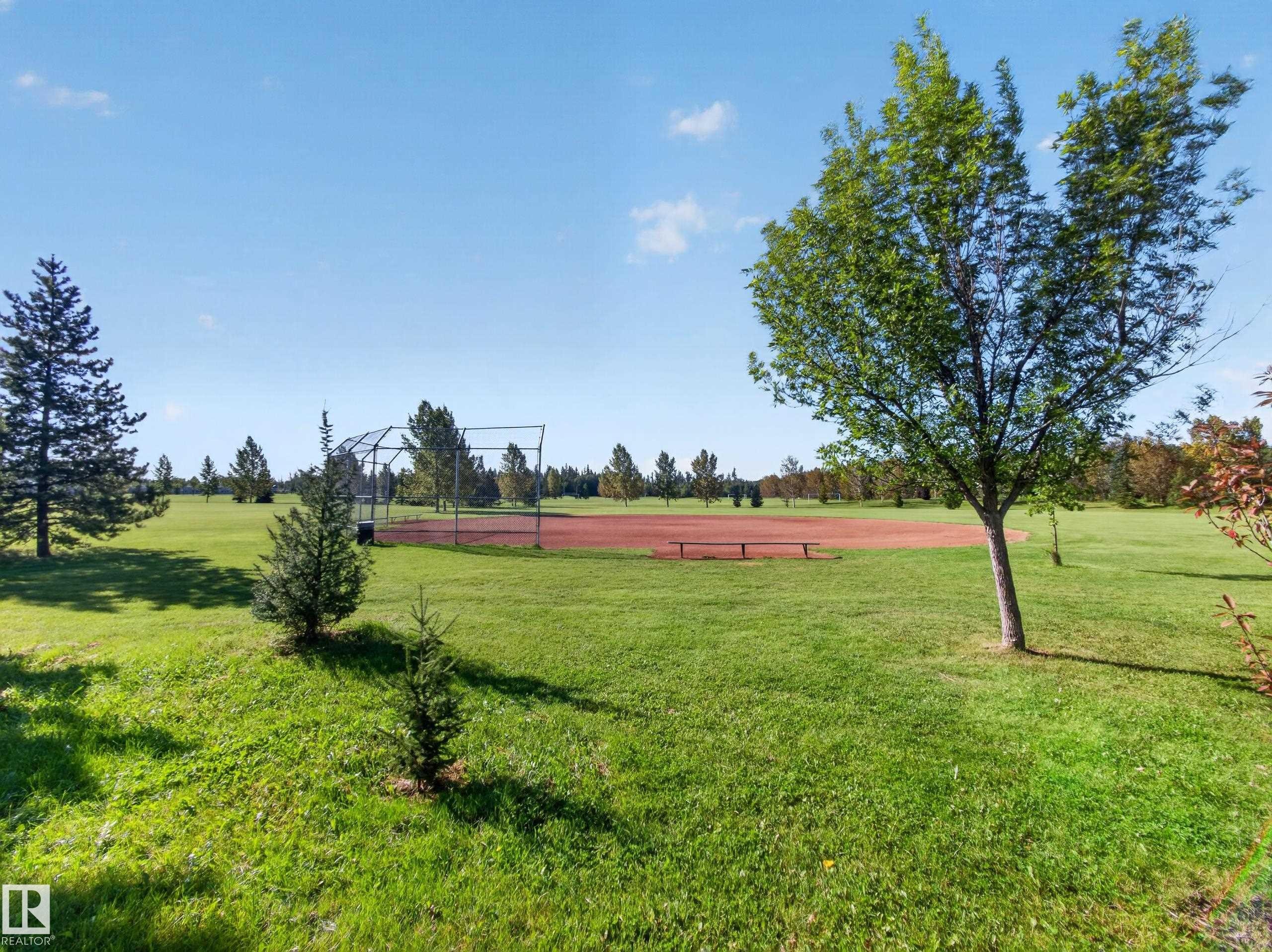 21315 58 Avenue Nw, Edmonton, AB