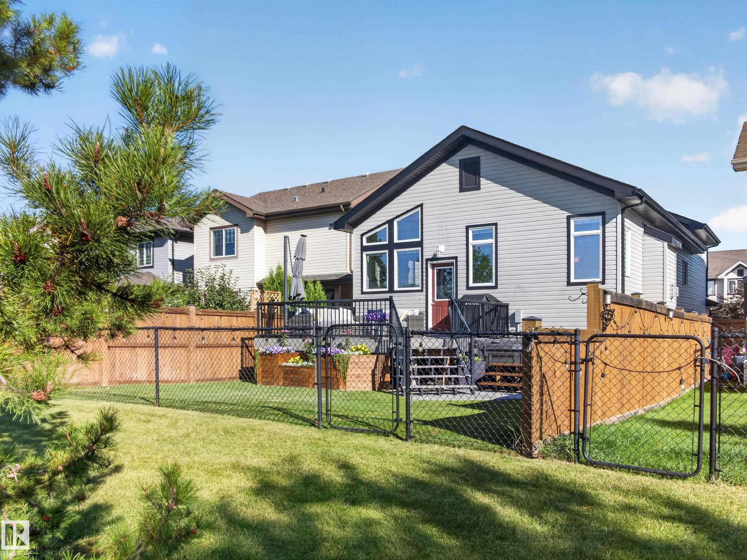 21315 58 Avenue Nw, Edmonton, AB