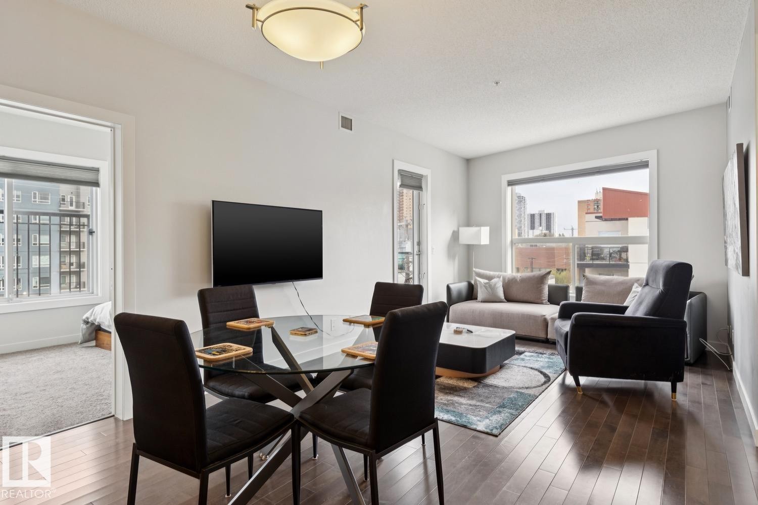 #421 10523 123 St Nw, Edmonton, AB - Indoor