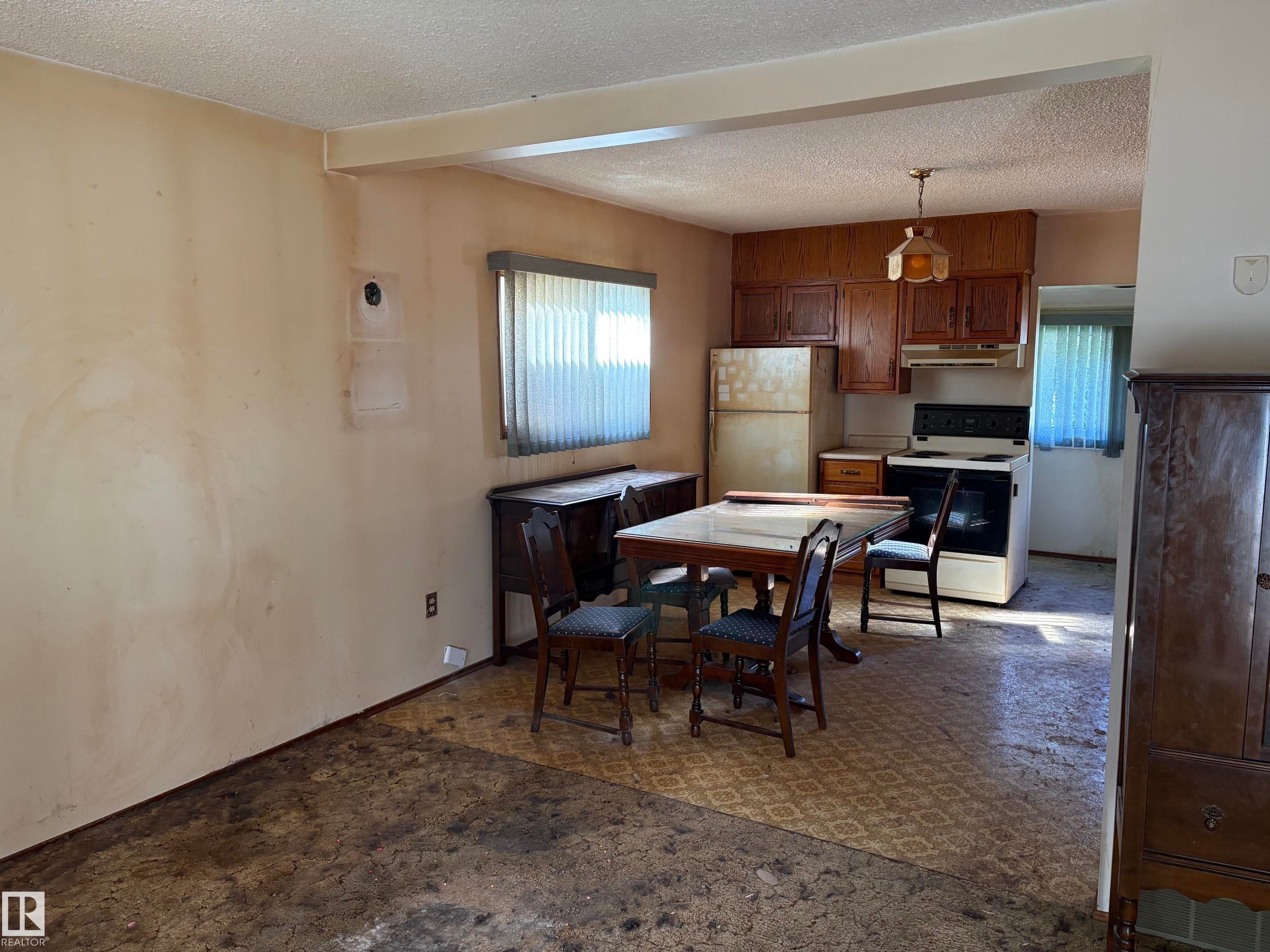 11216 68 Street Nw, Edmonton, AB