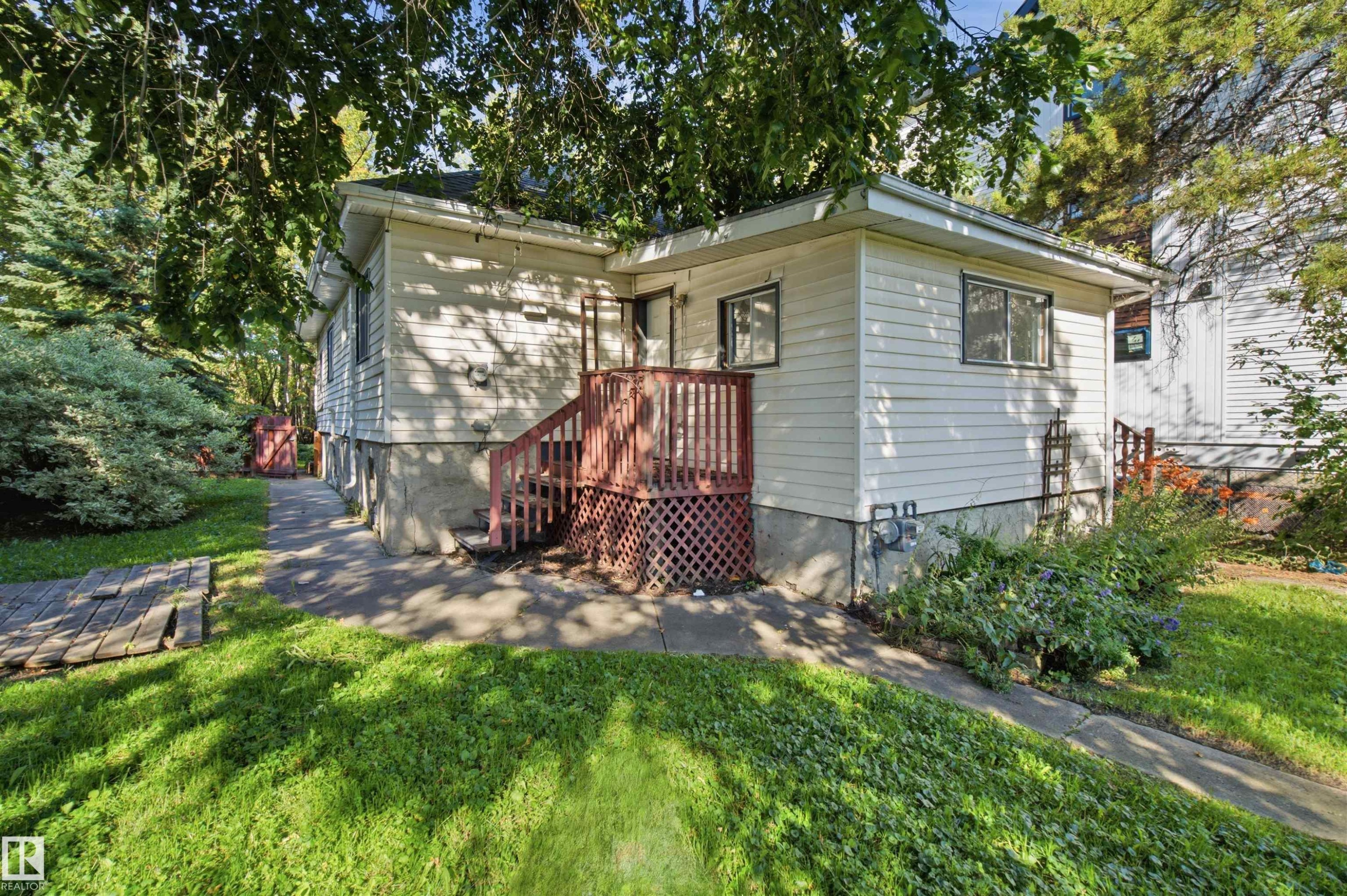 11243 125 Street Nw, Edmonton, AB