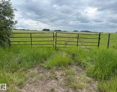 56529 RGE ROAD 34  Rural Lac Ste. Anne County, AB T0E 1A0