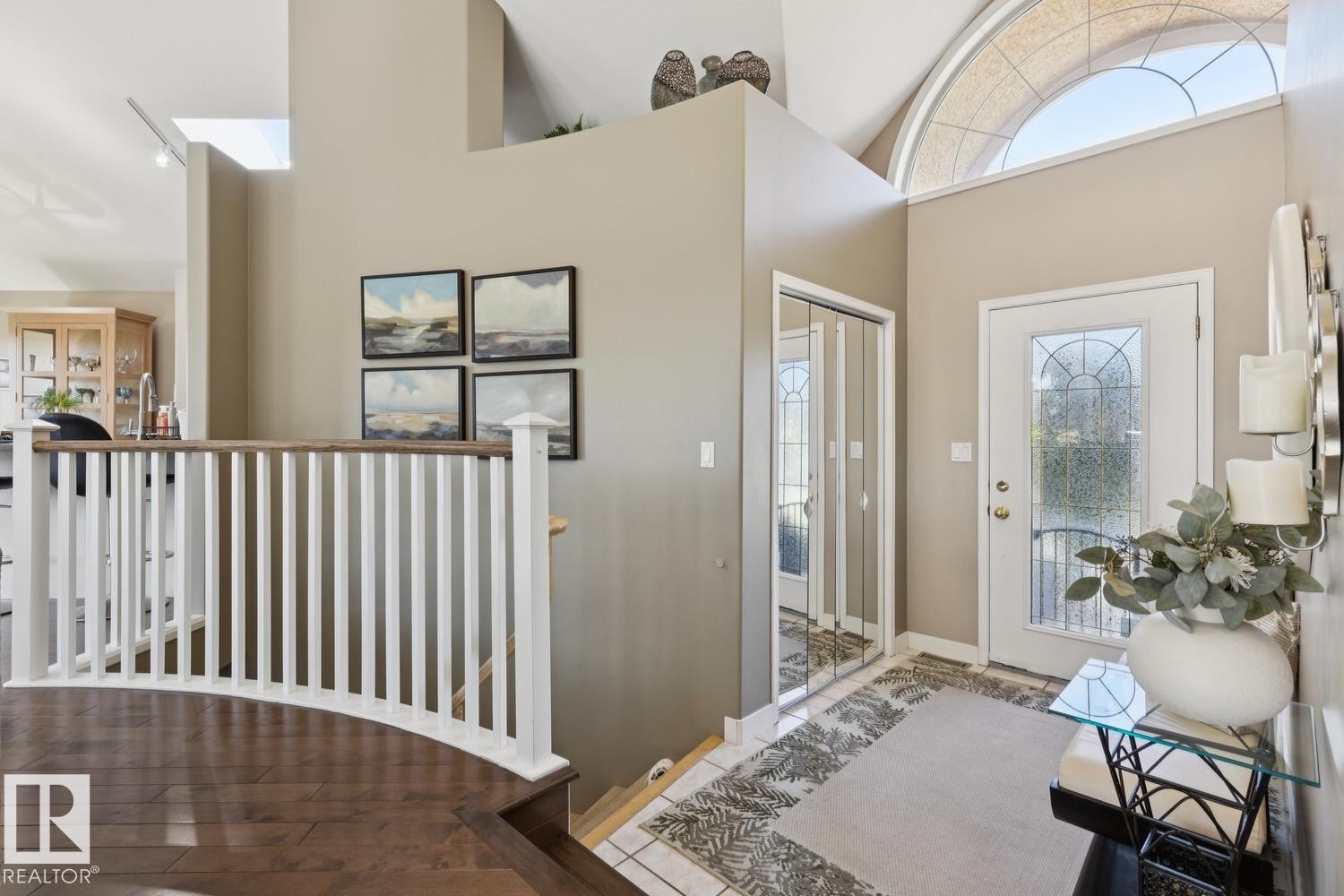 #8 11809 9B Av Nw, Edmonton, AB