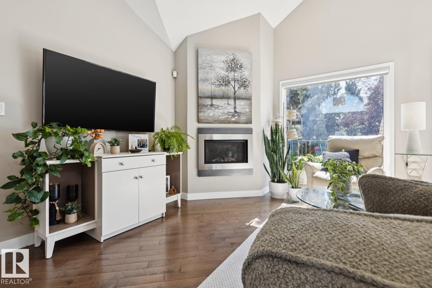 #8 11809 9B Av Nw, Edmonton, AB